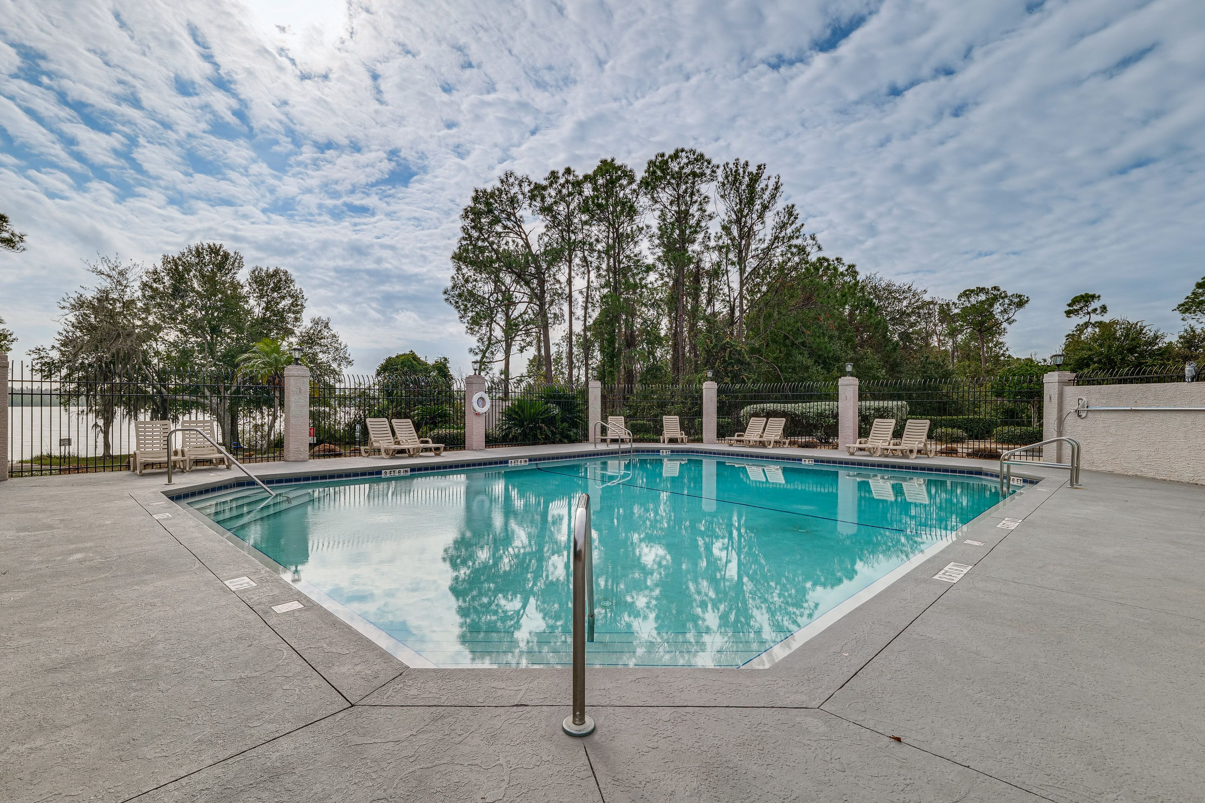 Community Outdoor Pool
