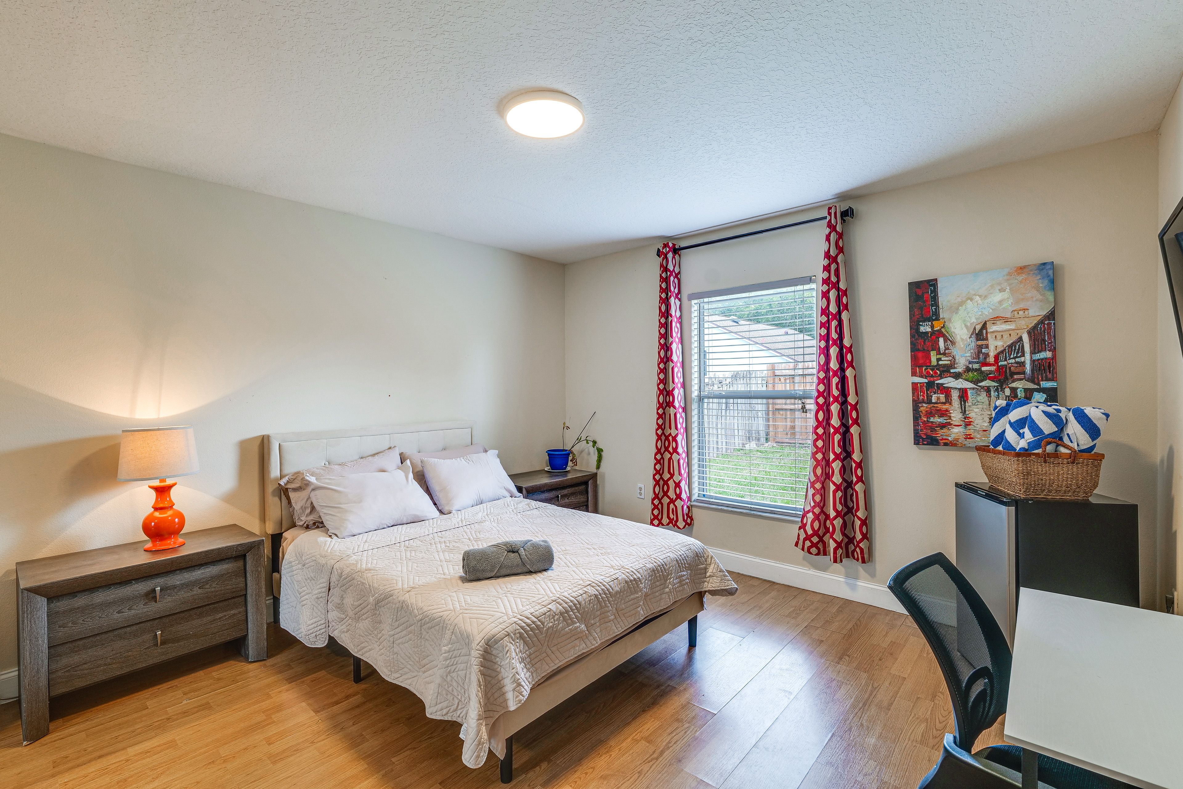 Bedroom 4 | Full Bed | Dedicated Workspace | Flat-Screen TV