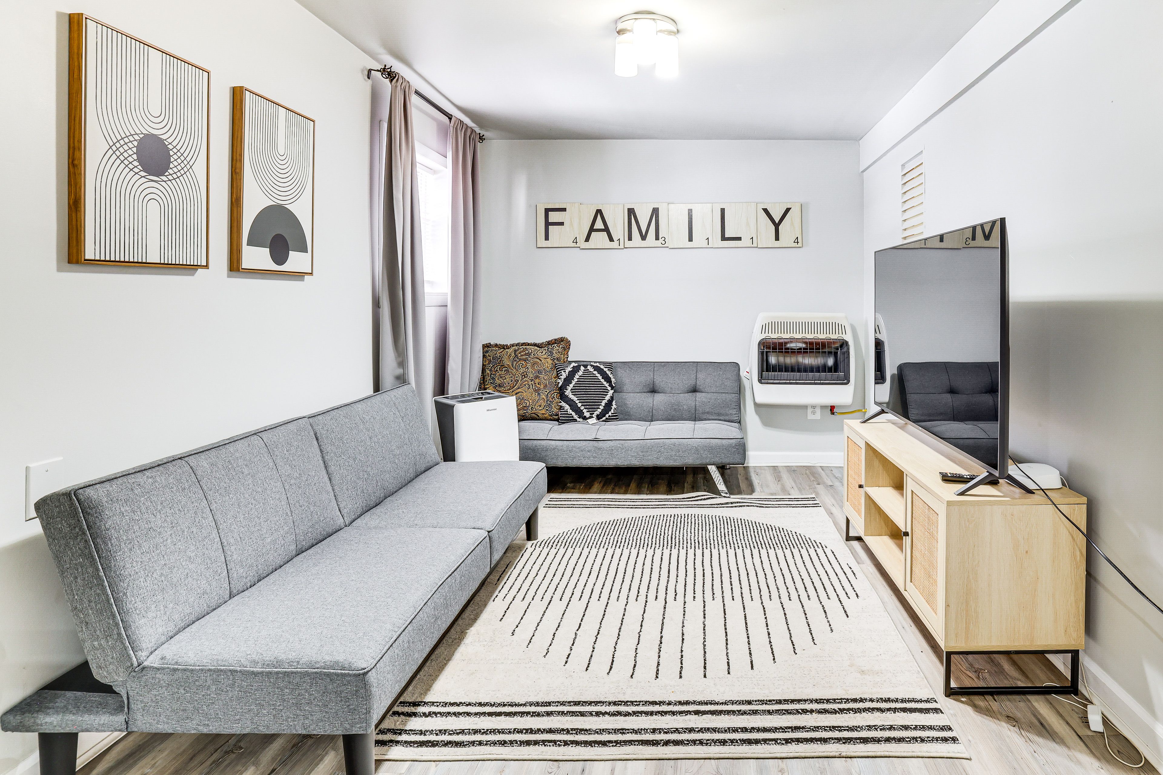 Living Area | Smart TV | Basement Level