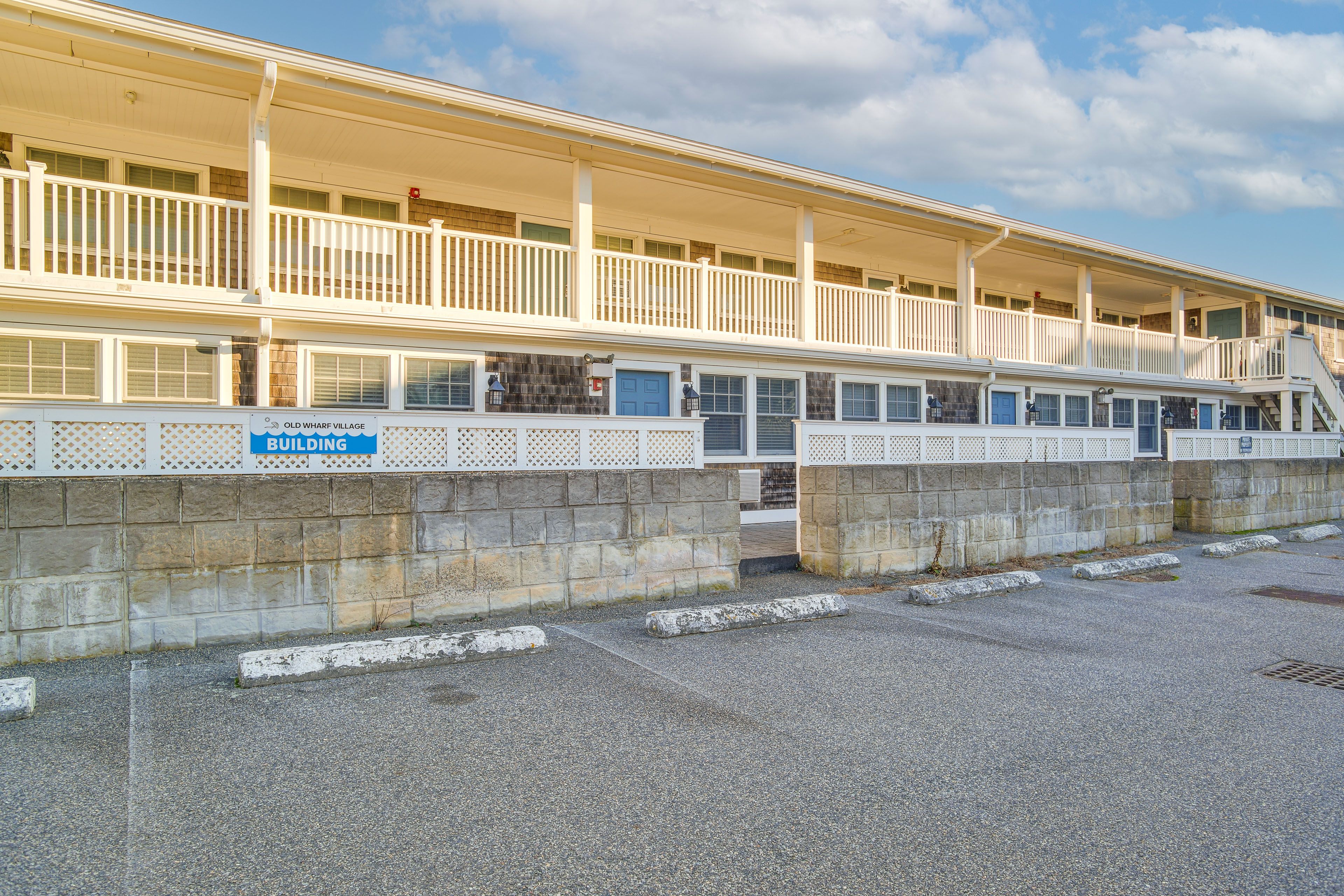 Parking | Community Parking Lot (1 Vehicle, w/ Pass, First-Come, First-Served)