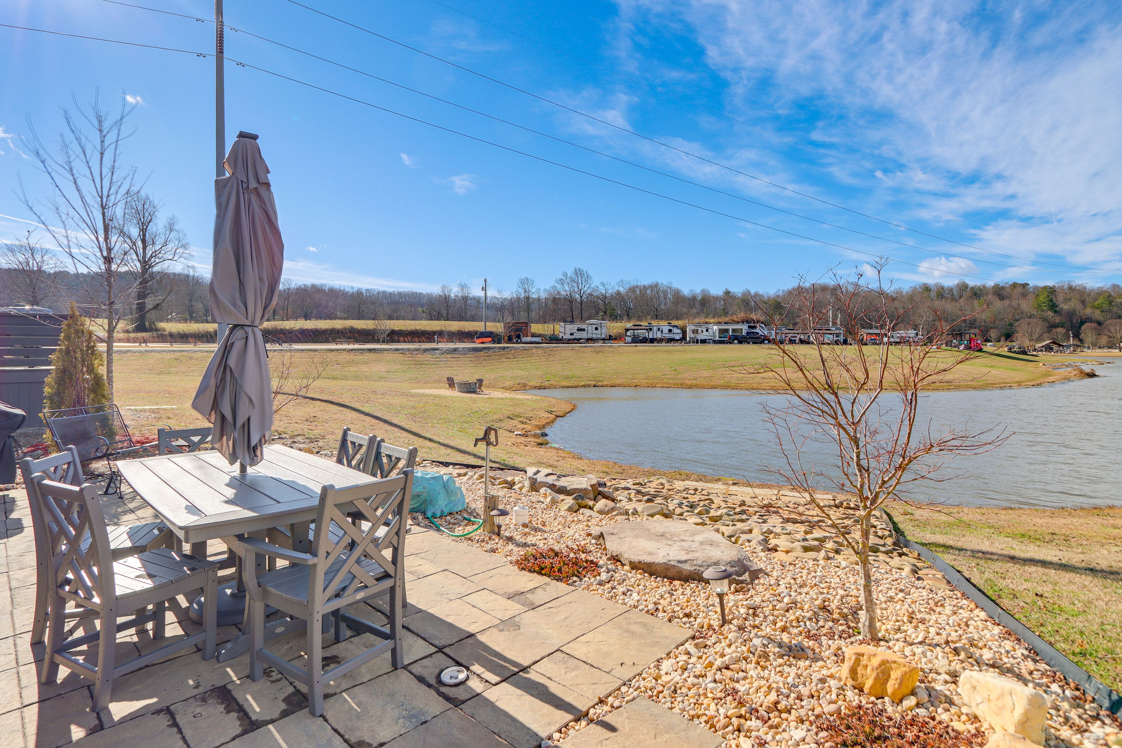 Morganton Vacation Rental | 1BR | 1BA | 700 Sq Ft | 3 Steps to Enter