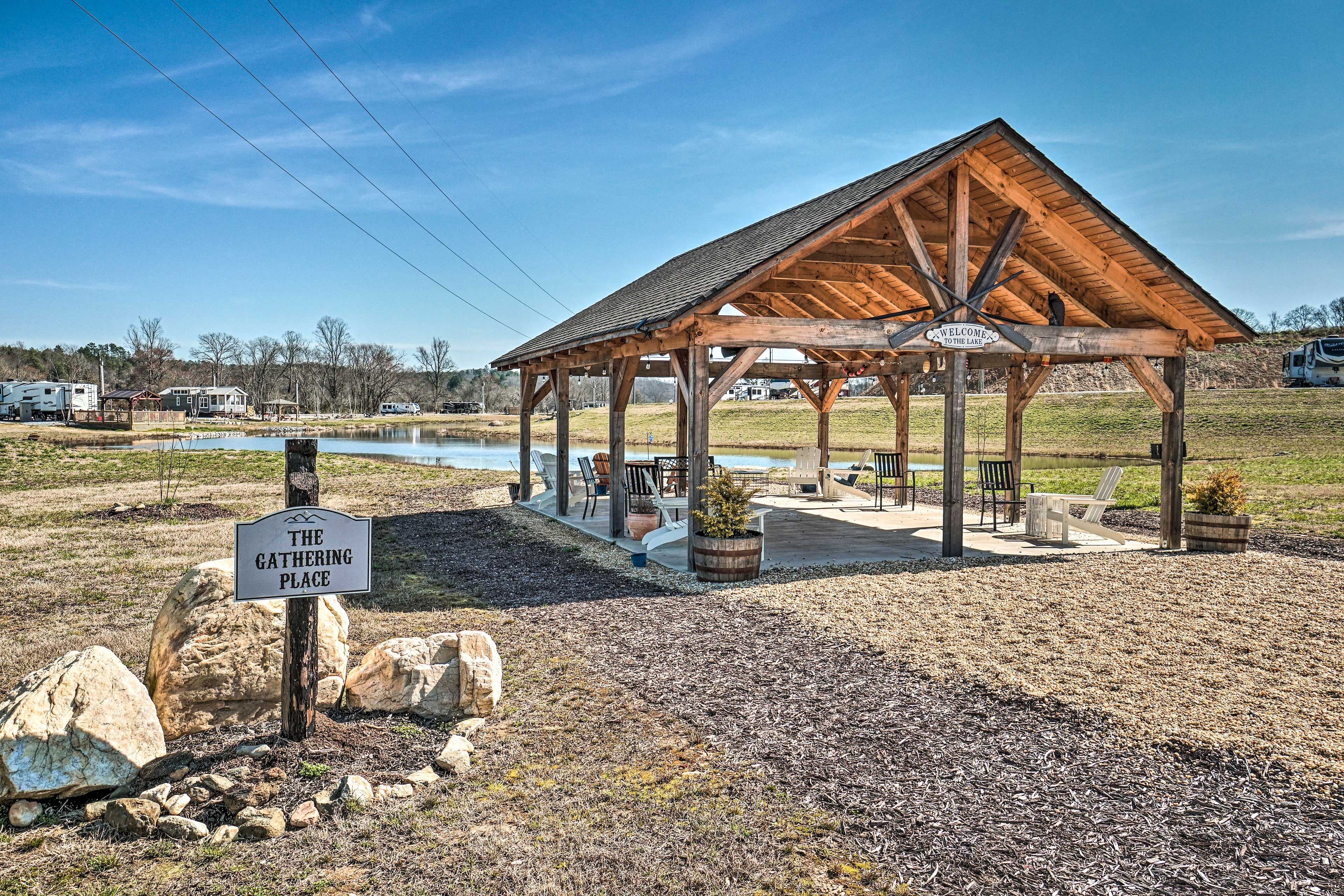 Waterside at Blue Ridge Community Amenities | Community Pavilion 1