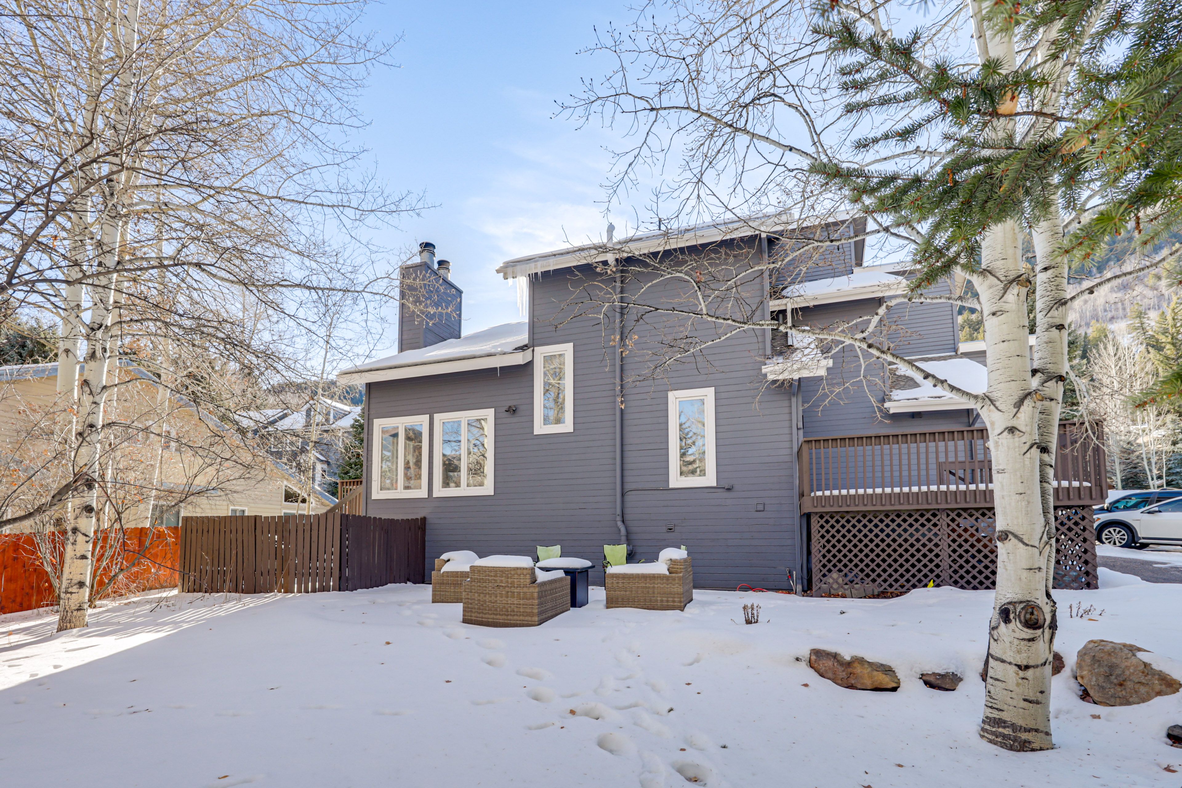 Backyard | Gas Fire Pit | Gas Grill | Mountain Views