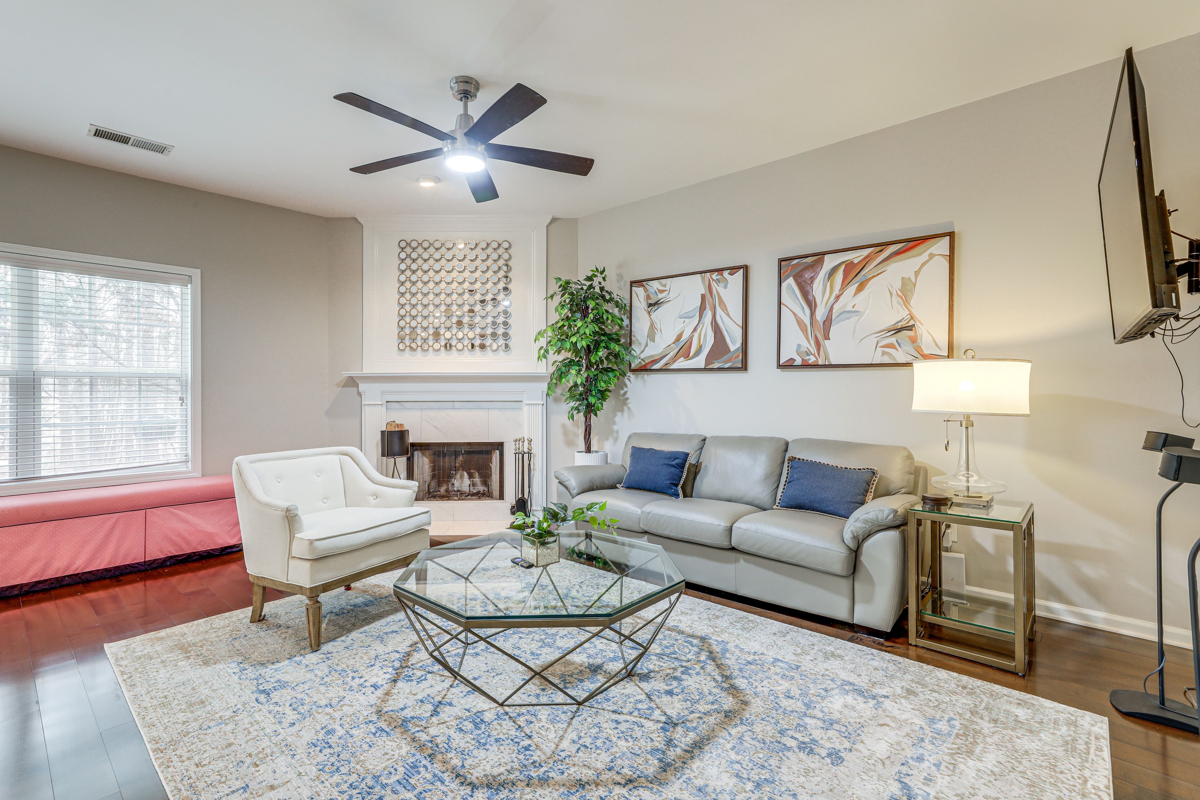 Suwanee Vacation Rental | 1BR | 2.5BA | Stairs Required | 2,014 Sq Ft