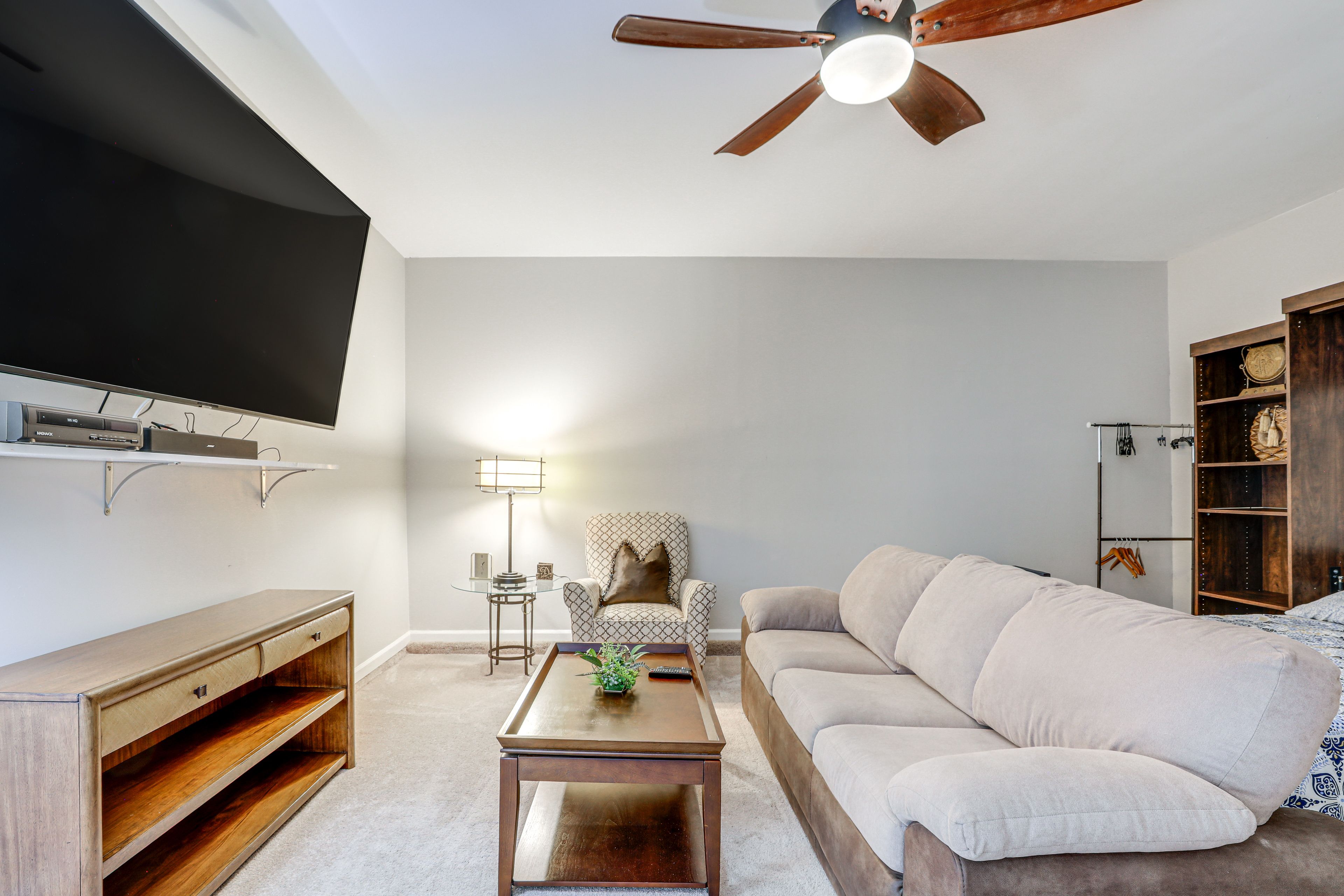 Bedroom 1 | Queen Murphy Bed | 1st Floor