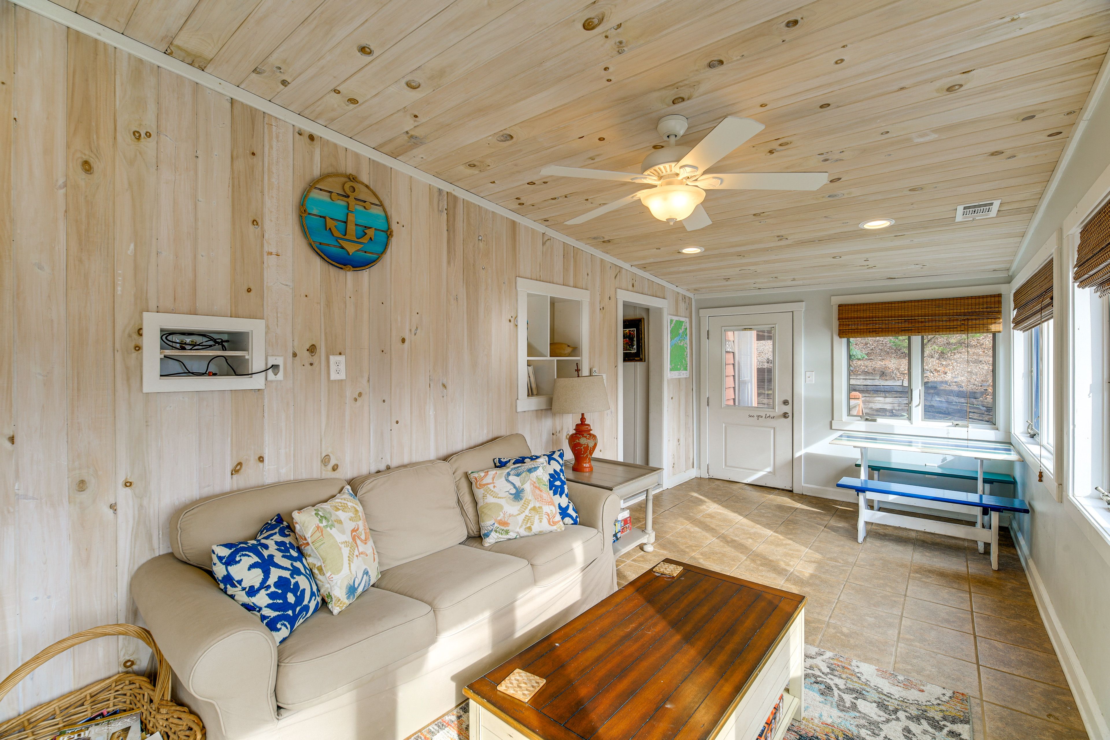 Sunroom | Central A/C & Heat