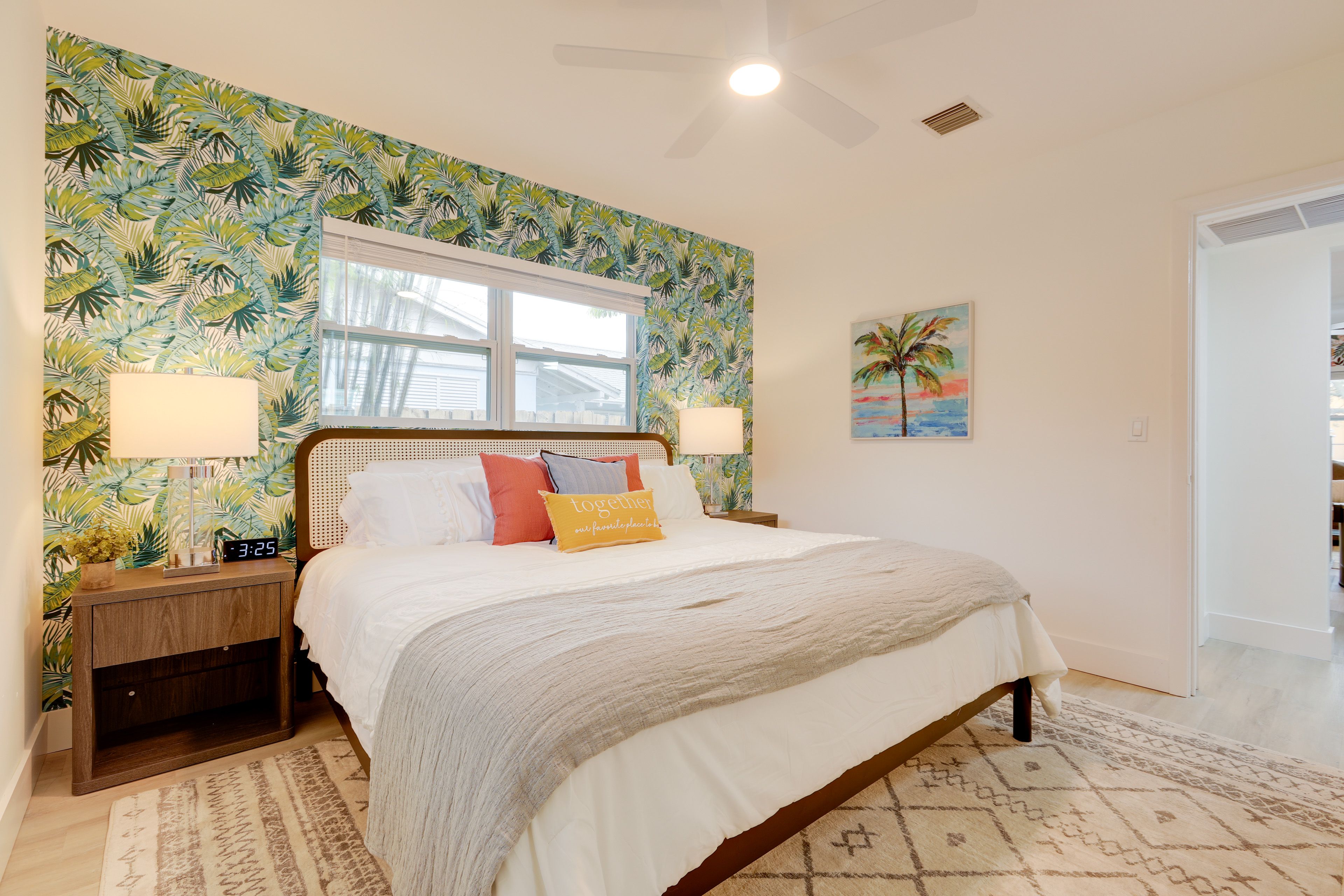 Bedroom 1 | King Bed