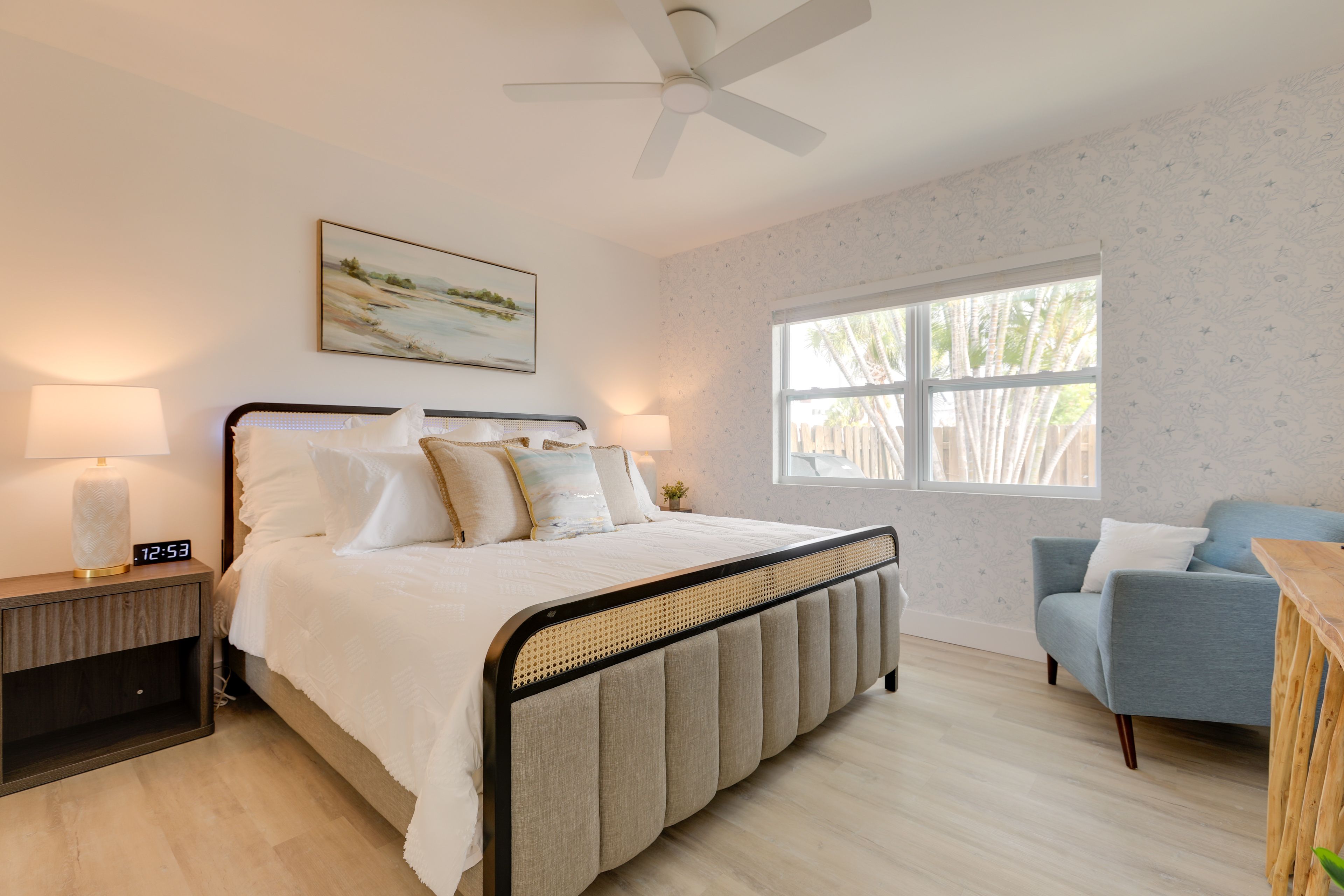 Bedroom 1 | King Bed | Smart TV