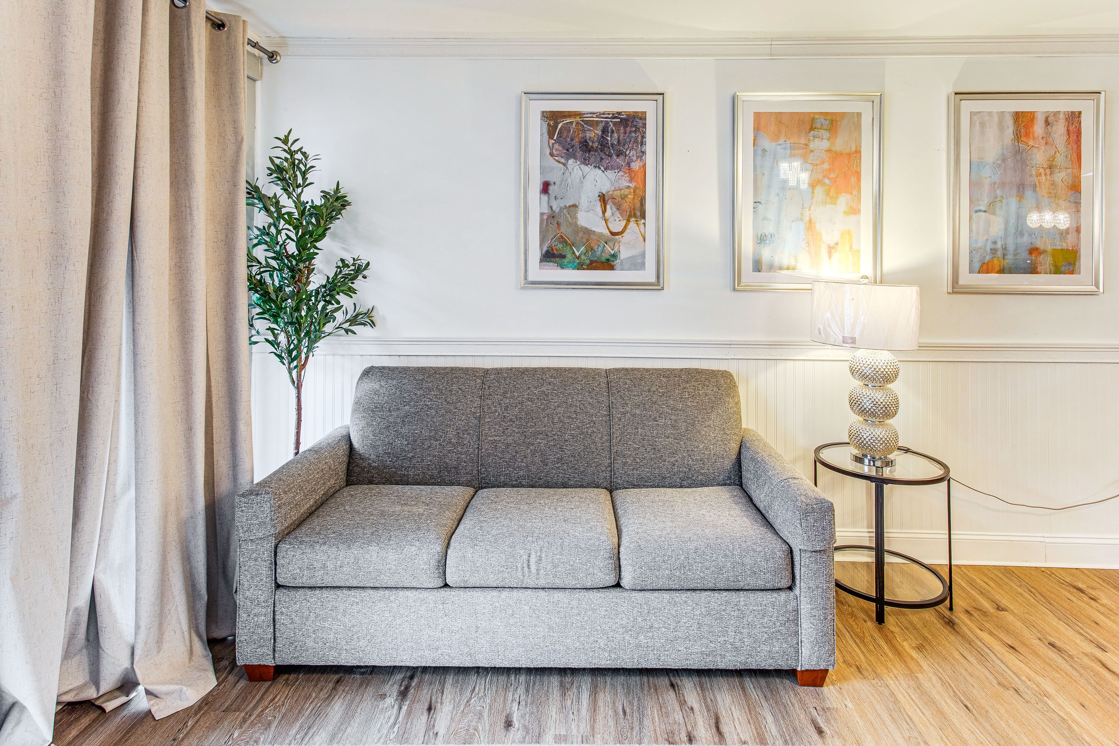 Living Area | Smart TV | Free WiFi