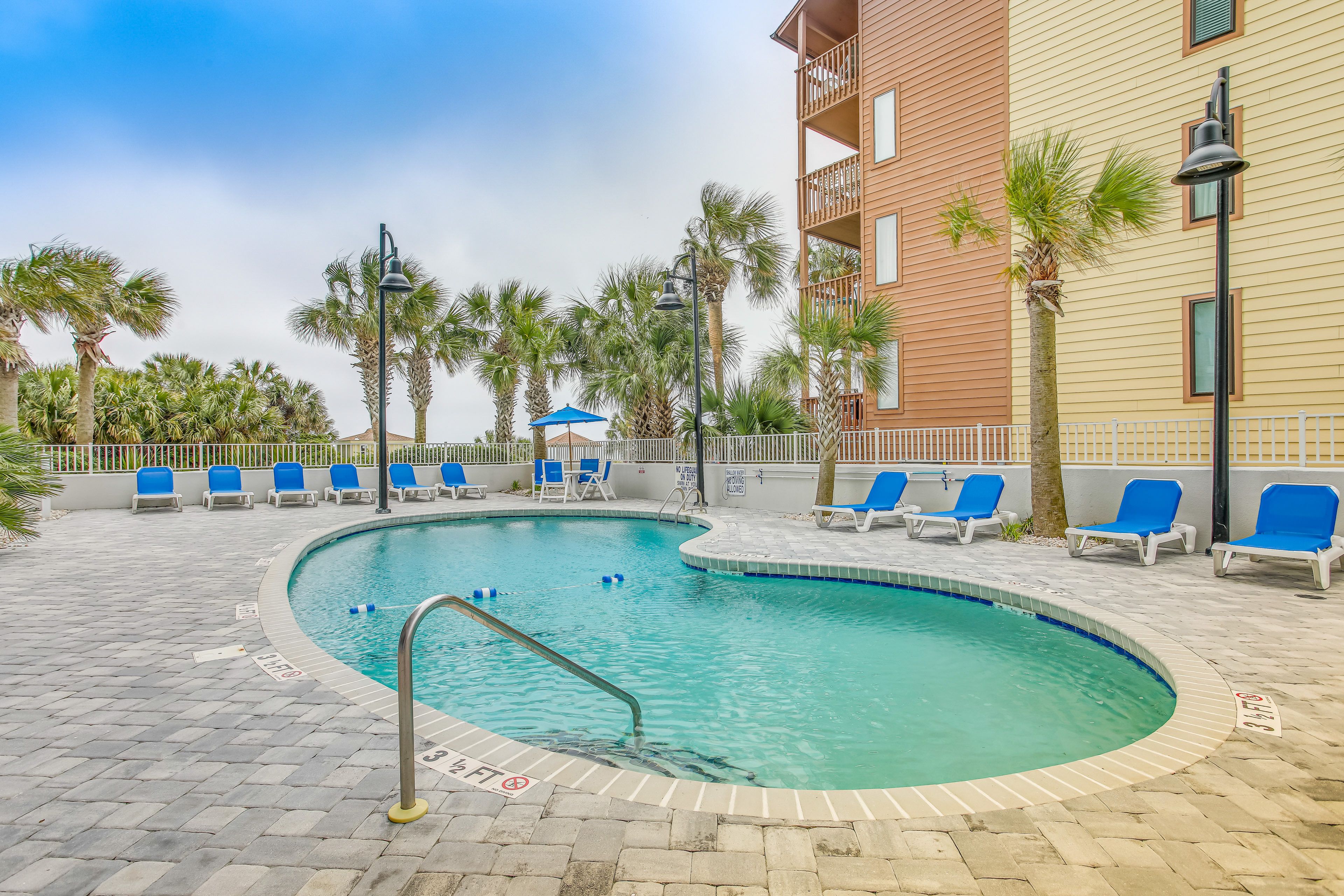 Community Amenities | Forest Dunes