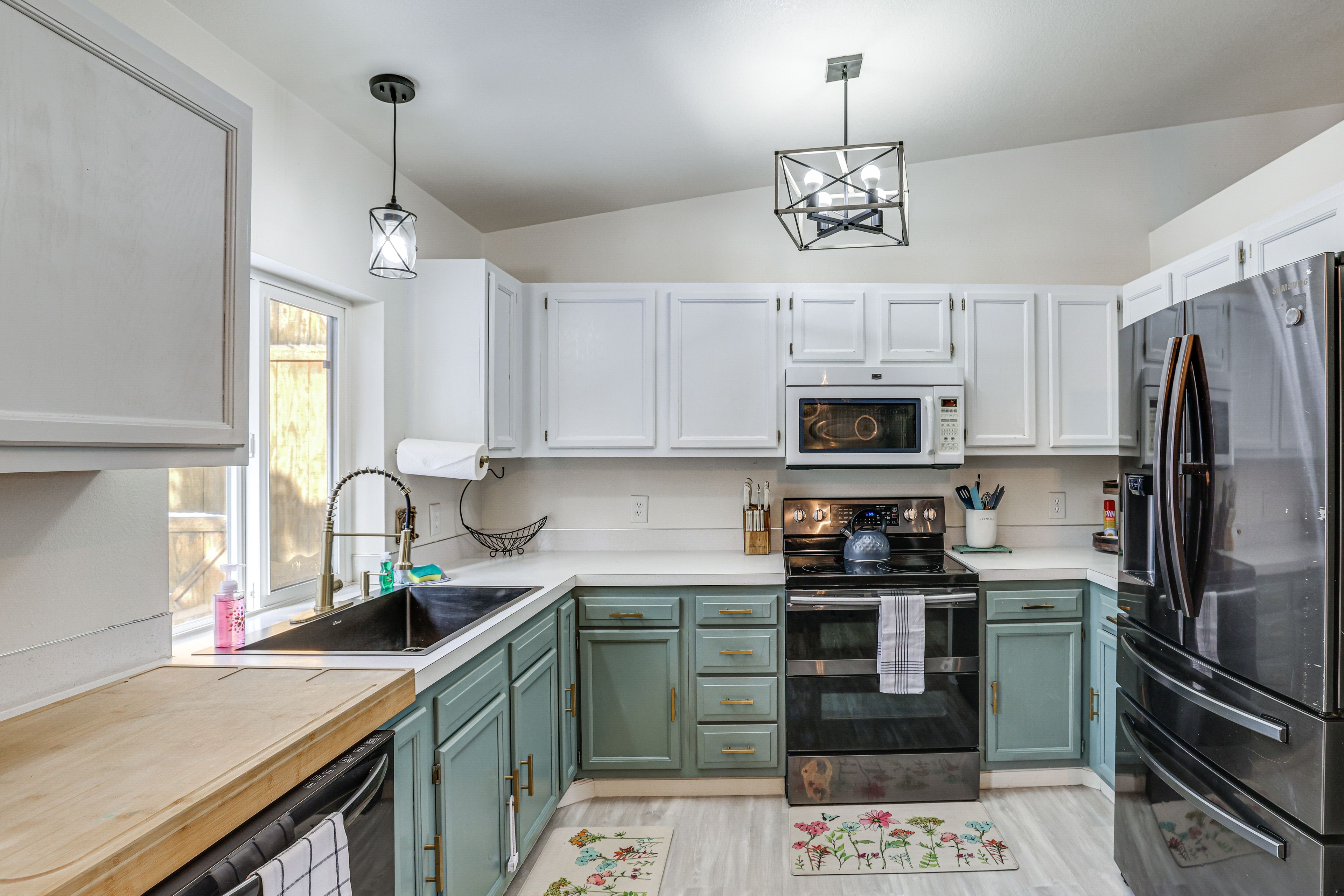 Kitchen | Dishwasher