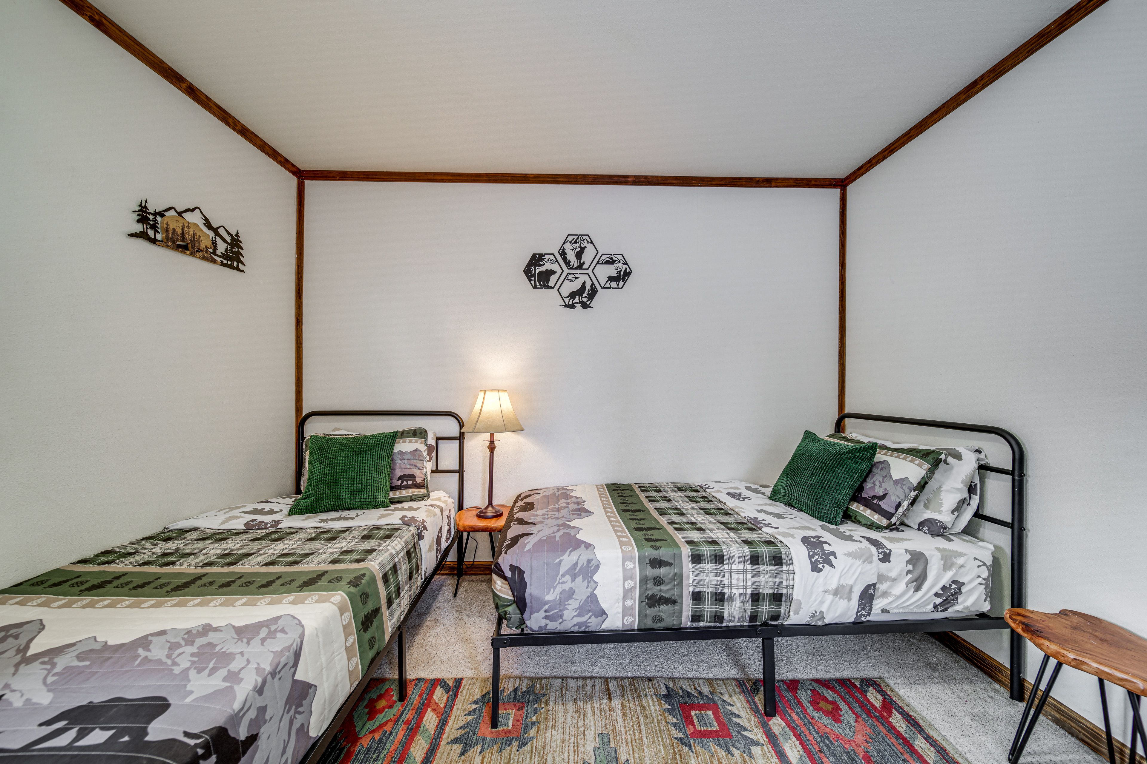 Bedroom 3 | 2 Twin Beds