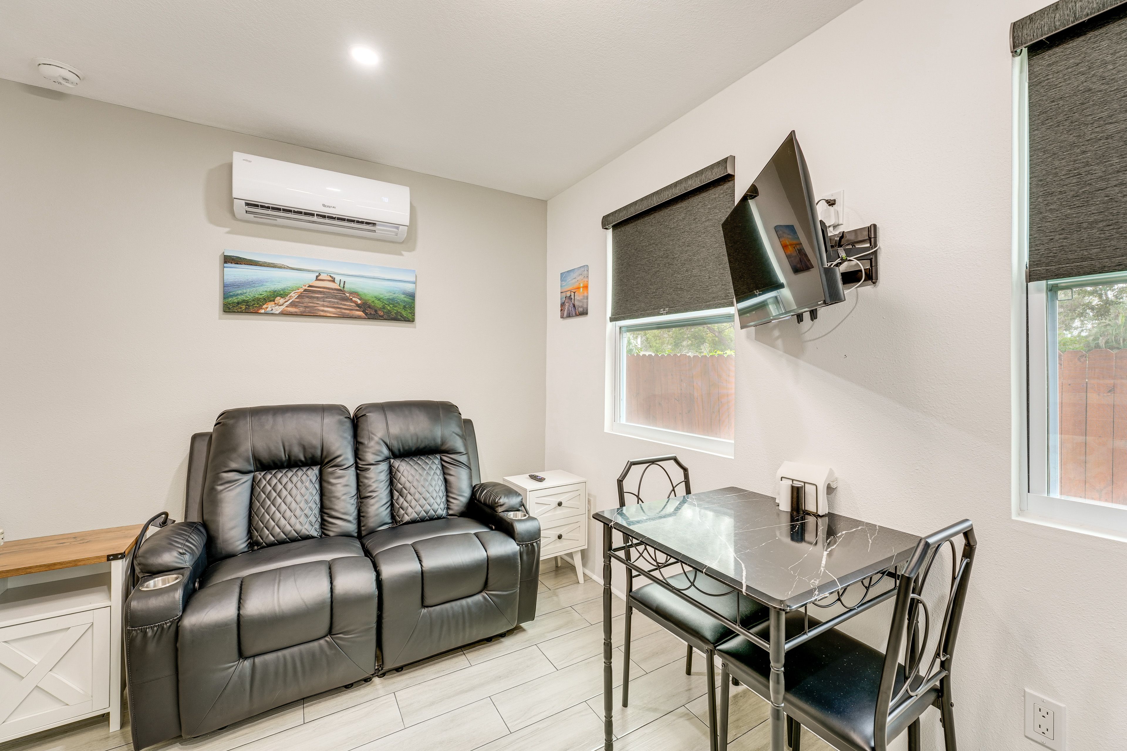 Living Space | Smart TV | Dining Table | Dishware/Flatware