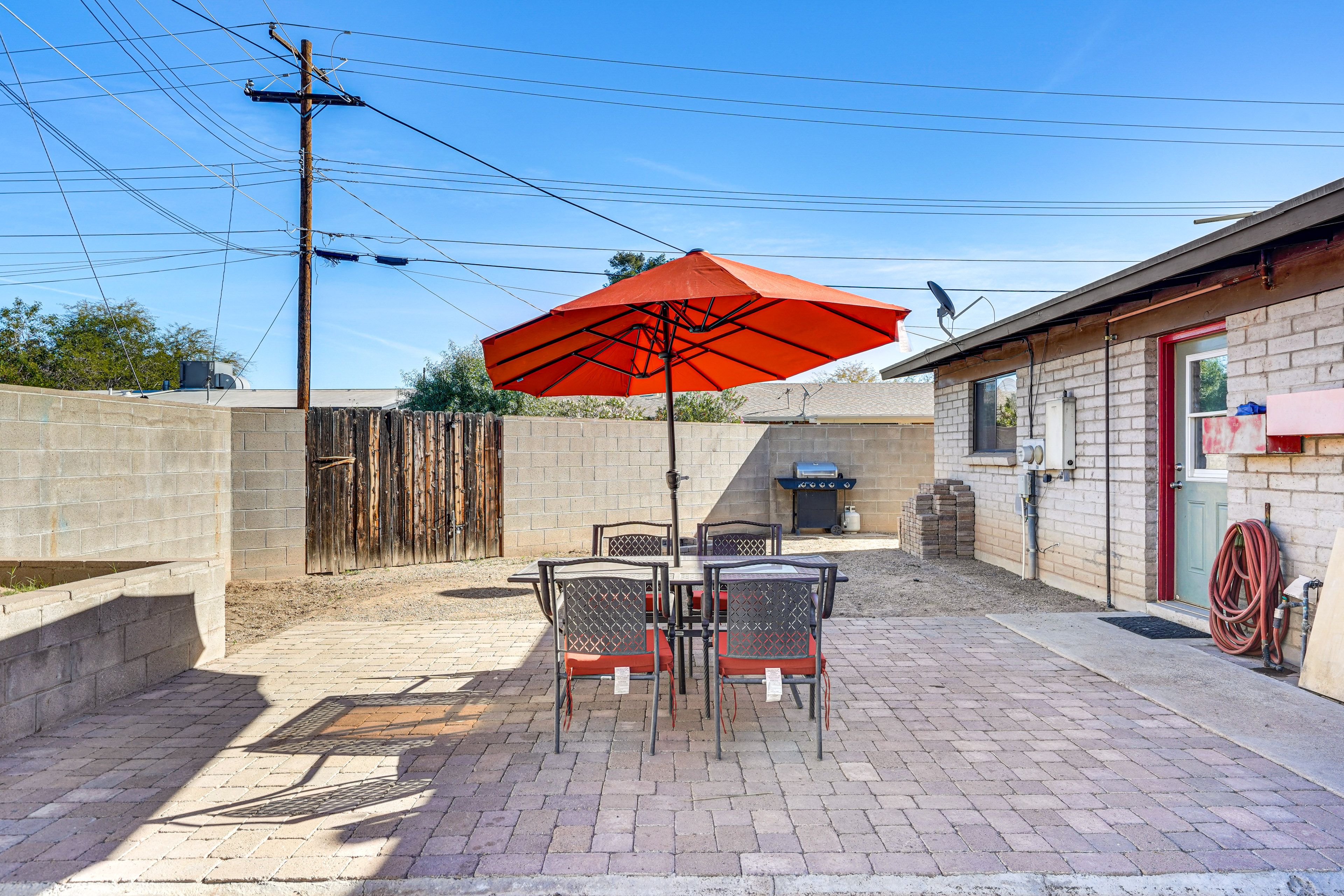 Private Patio | Propane Grill