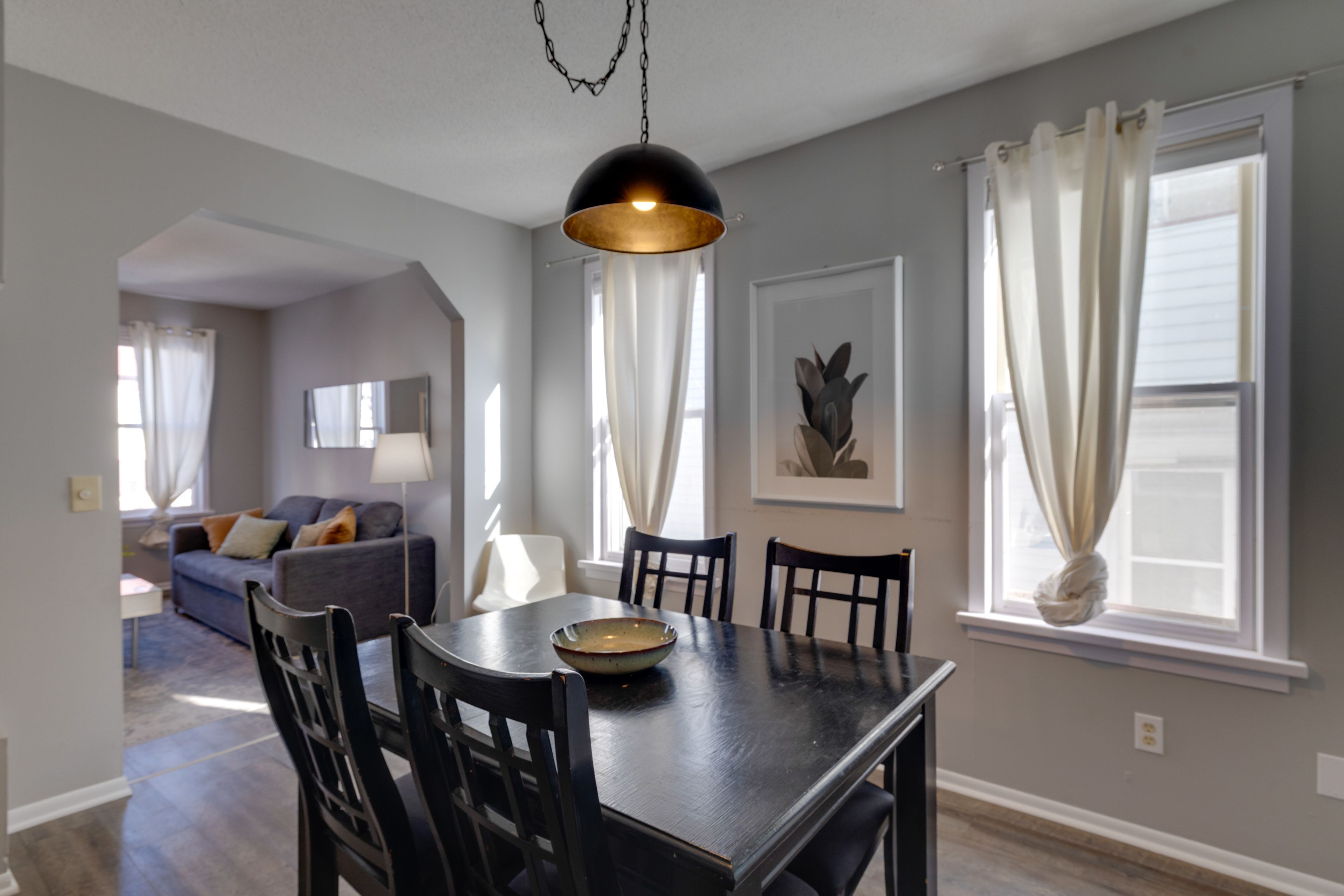 Dining Room | Dishware/Flatware Provided