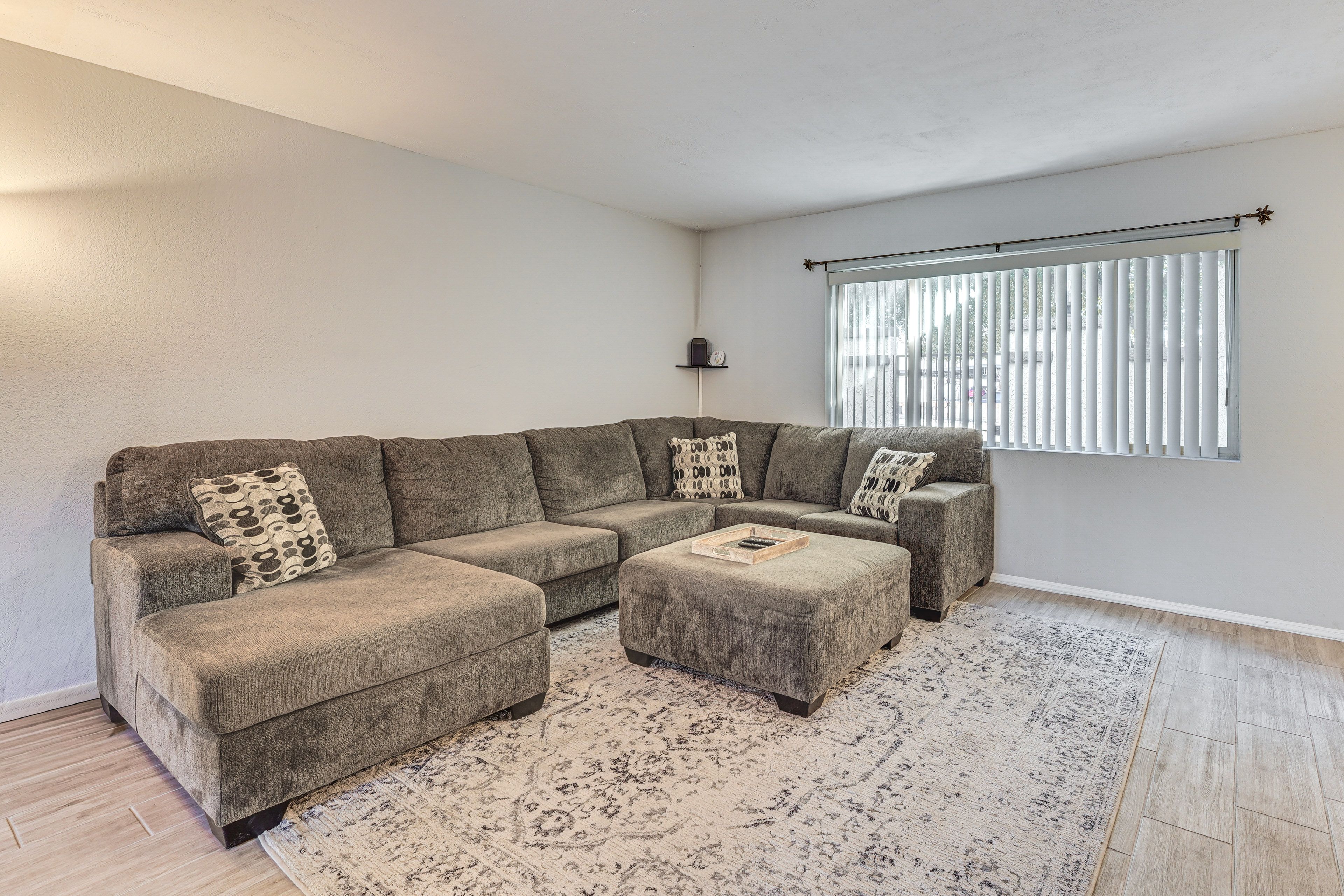 Living Room | 1st Floor | Free WiFi | Smart TV