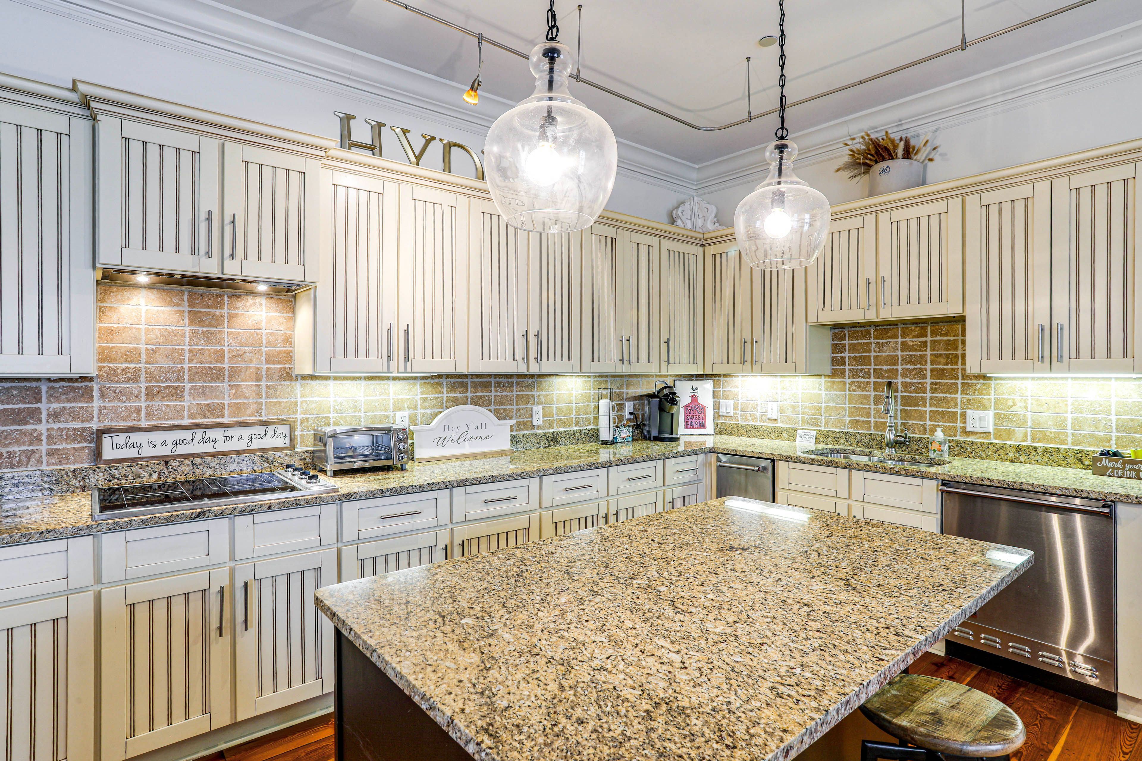 Kitchen | Coffee Maker | Dishwasher