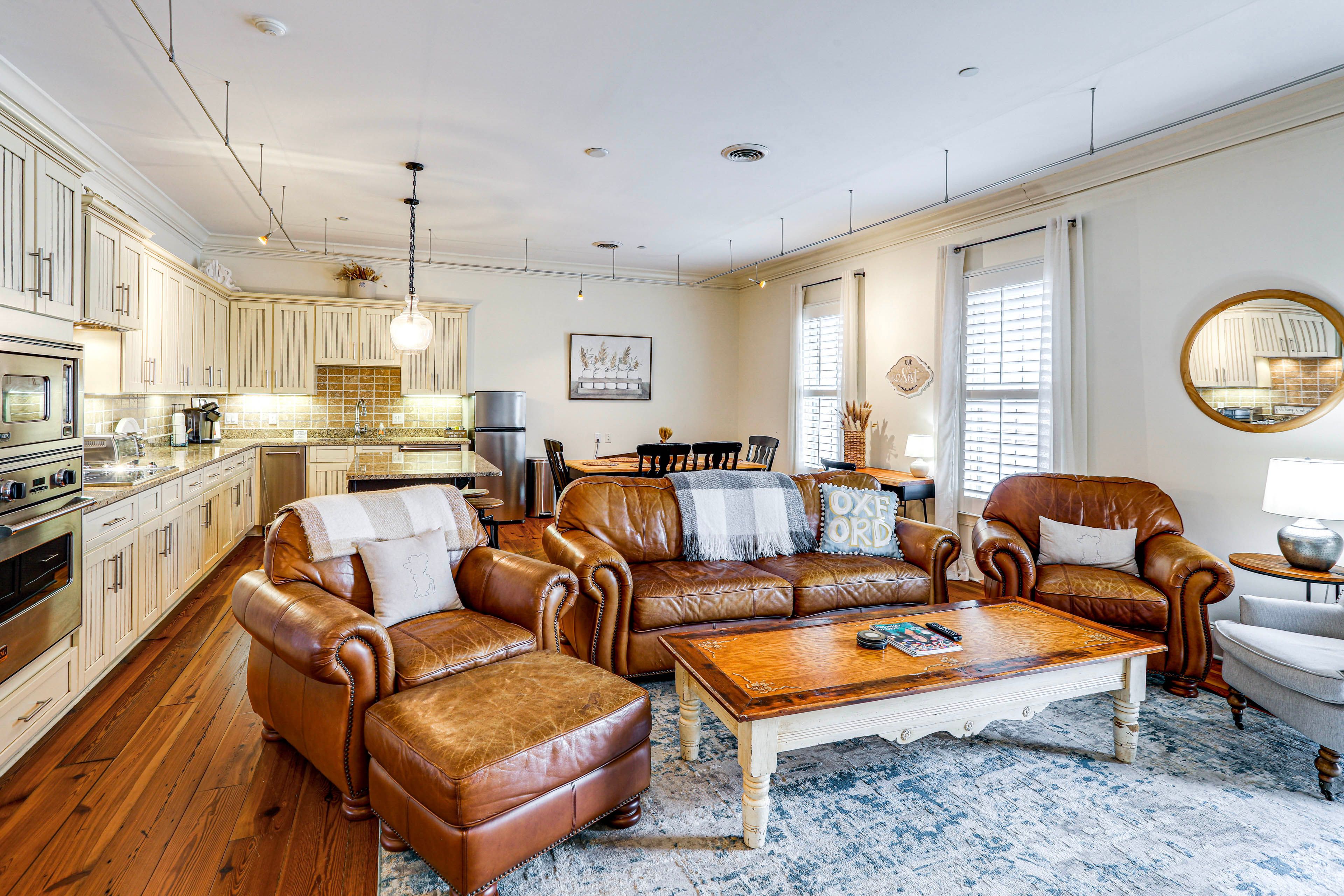 Living Area | Smart TV | Free WiFi