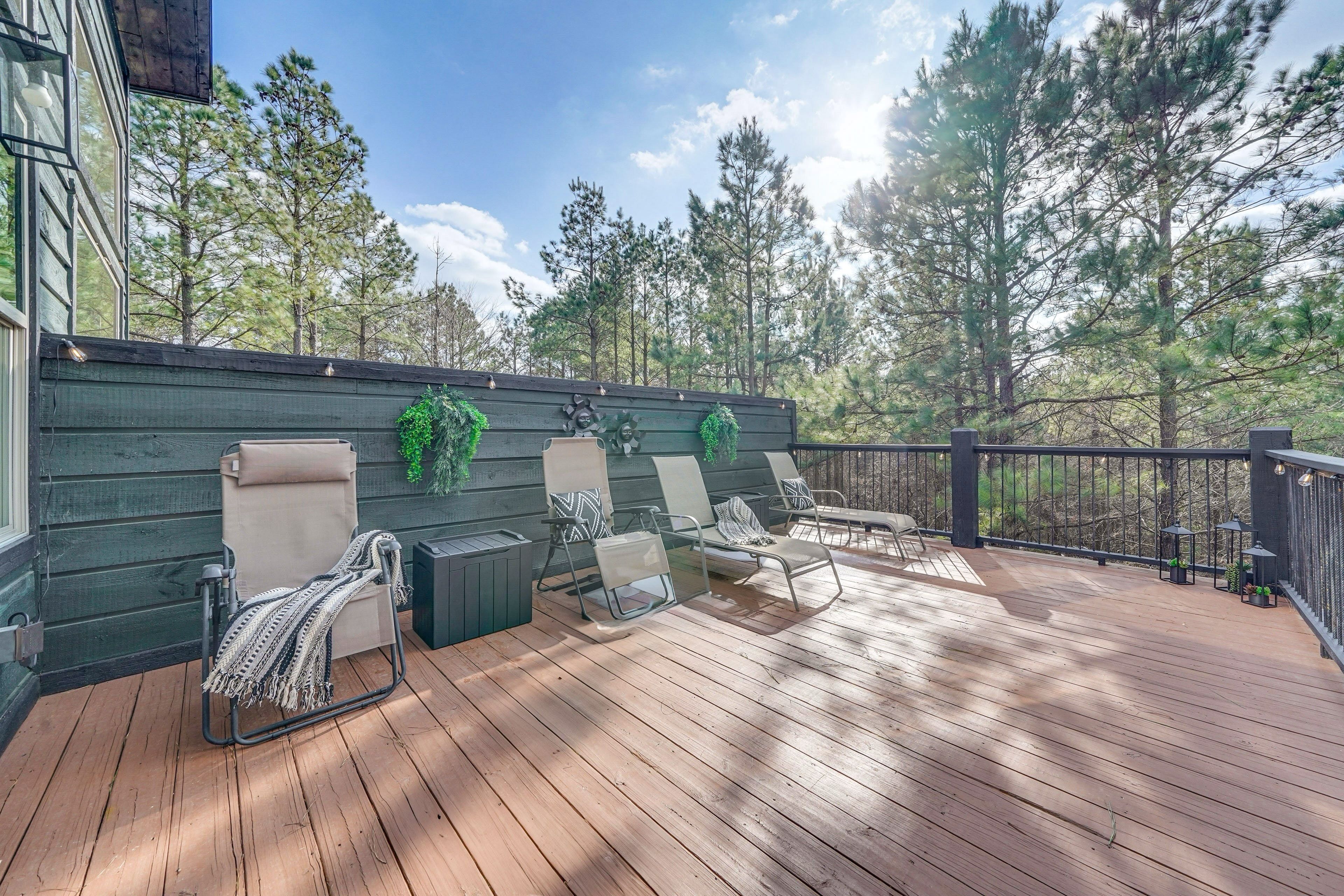 Upper Sundeck