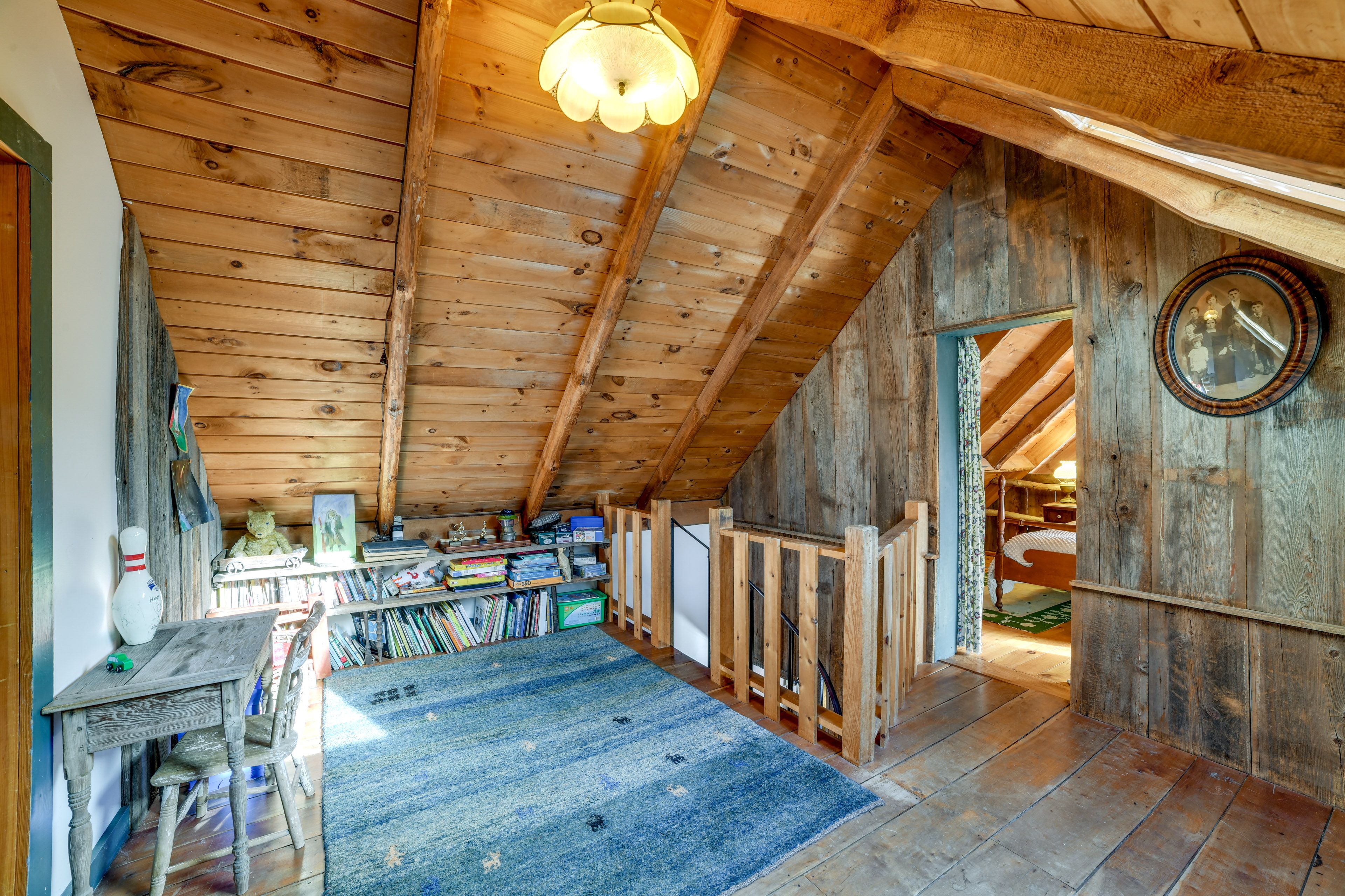 Loft | Upper Level | Full Futon