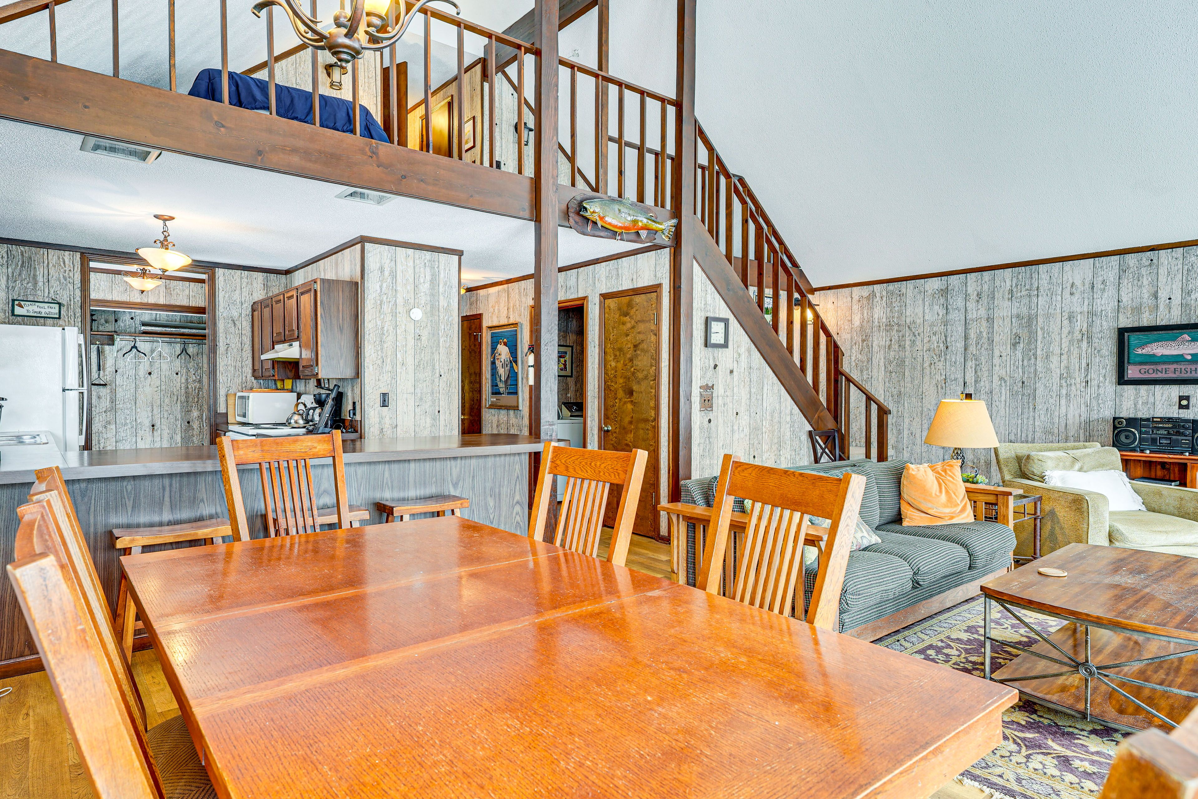 Dining Table | Dishware & Flatware | 1st Floor