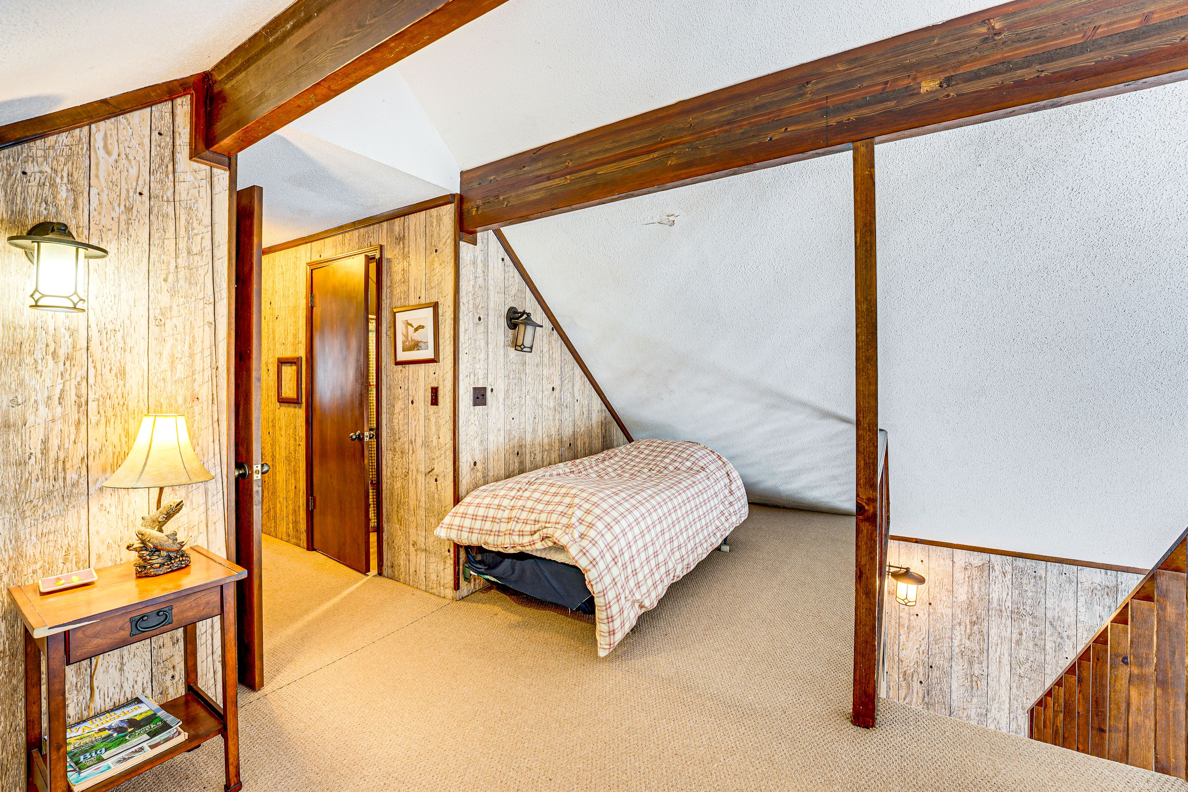 Loft | 2 Twin XL Beds | 2nd Floor