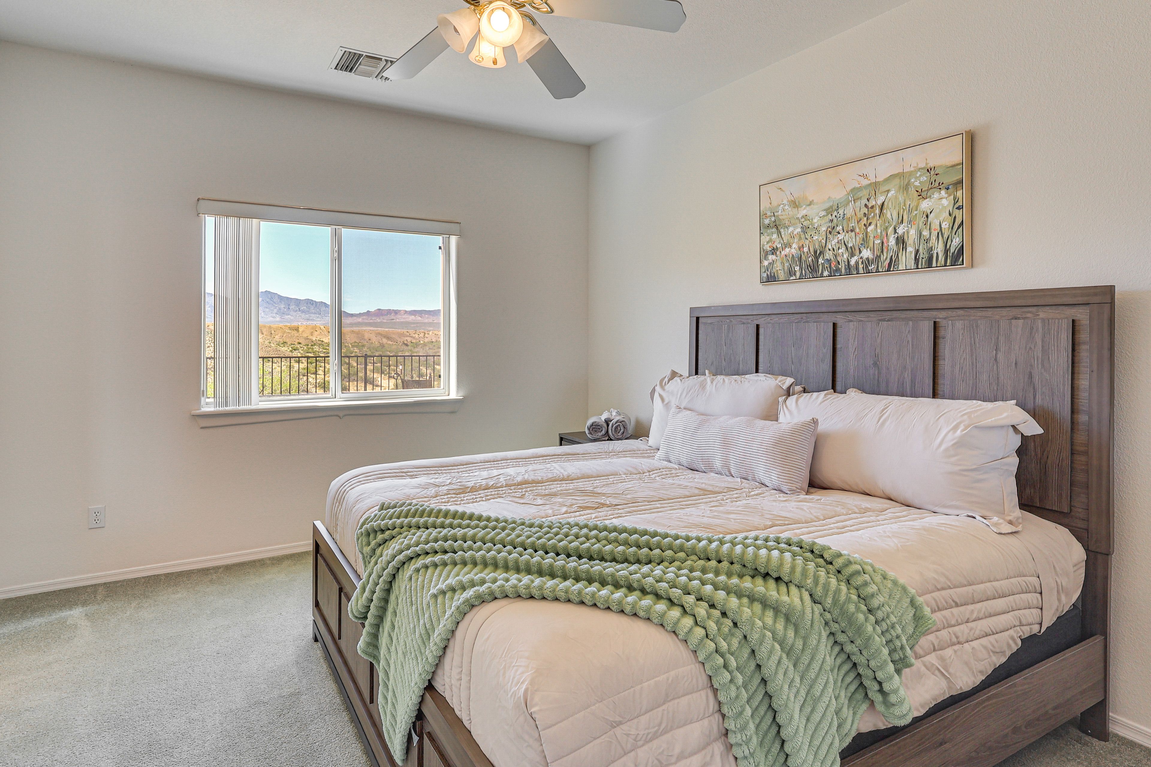 Bedroom 1 | King Bed