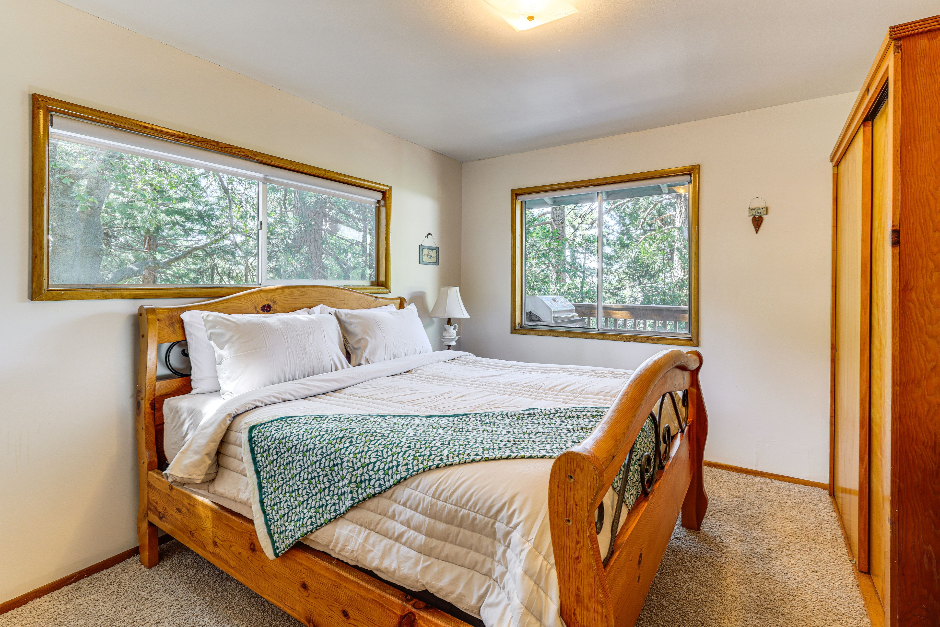 Bedroom 1 | Queen Bed | Main Level