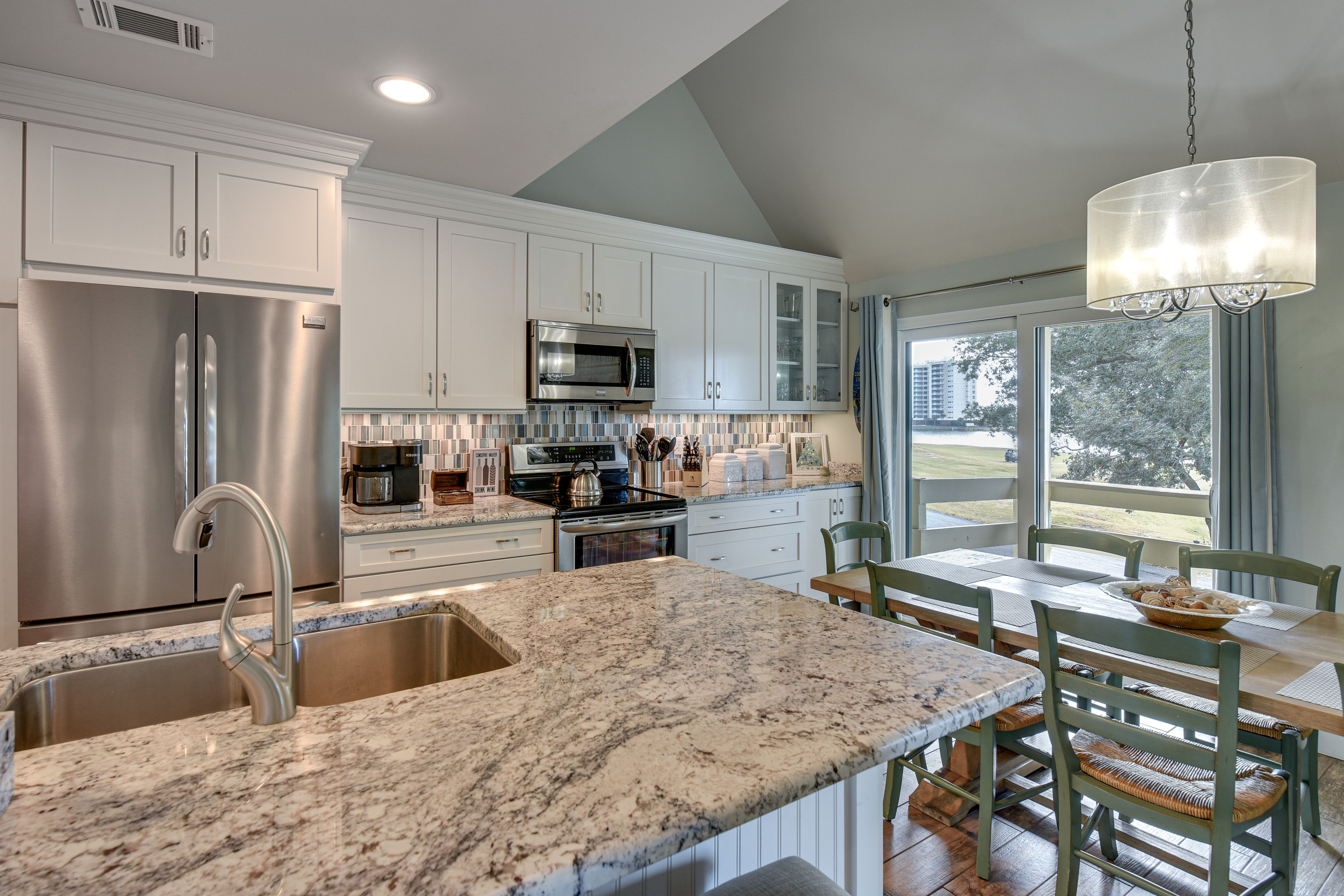 Kitchen | Dining Area | Cooking Basics | Keurig