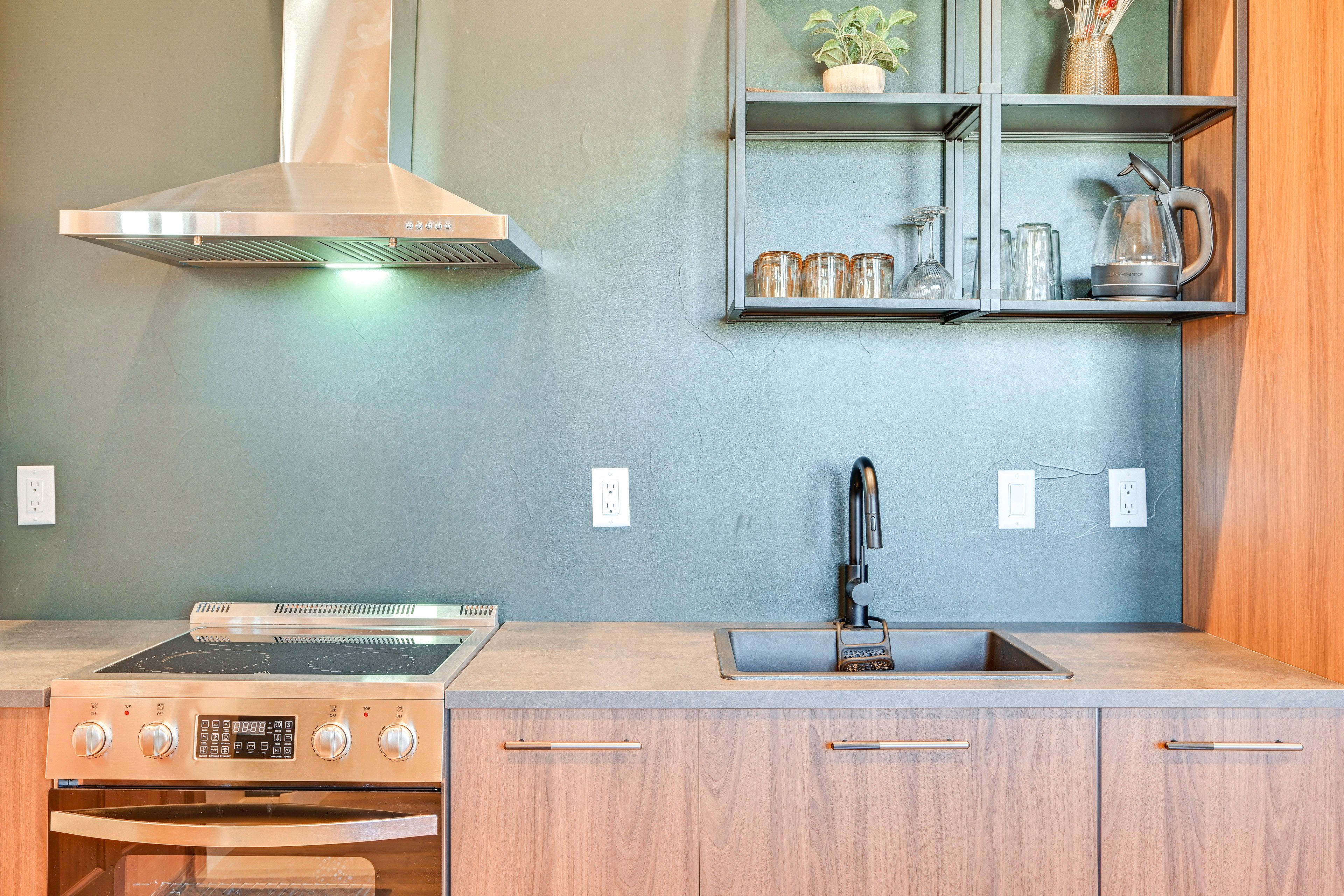 Kitchen | Dishware/Flatware | Espresso Machine