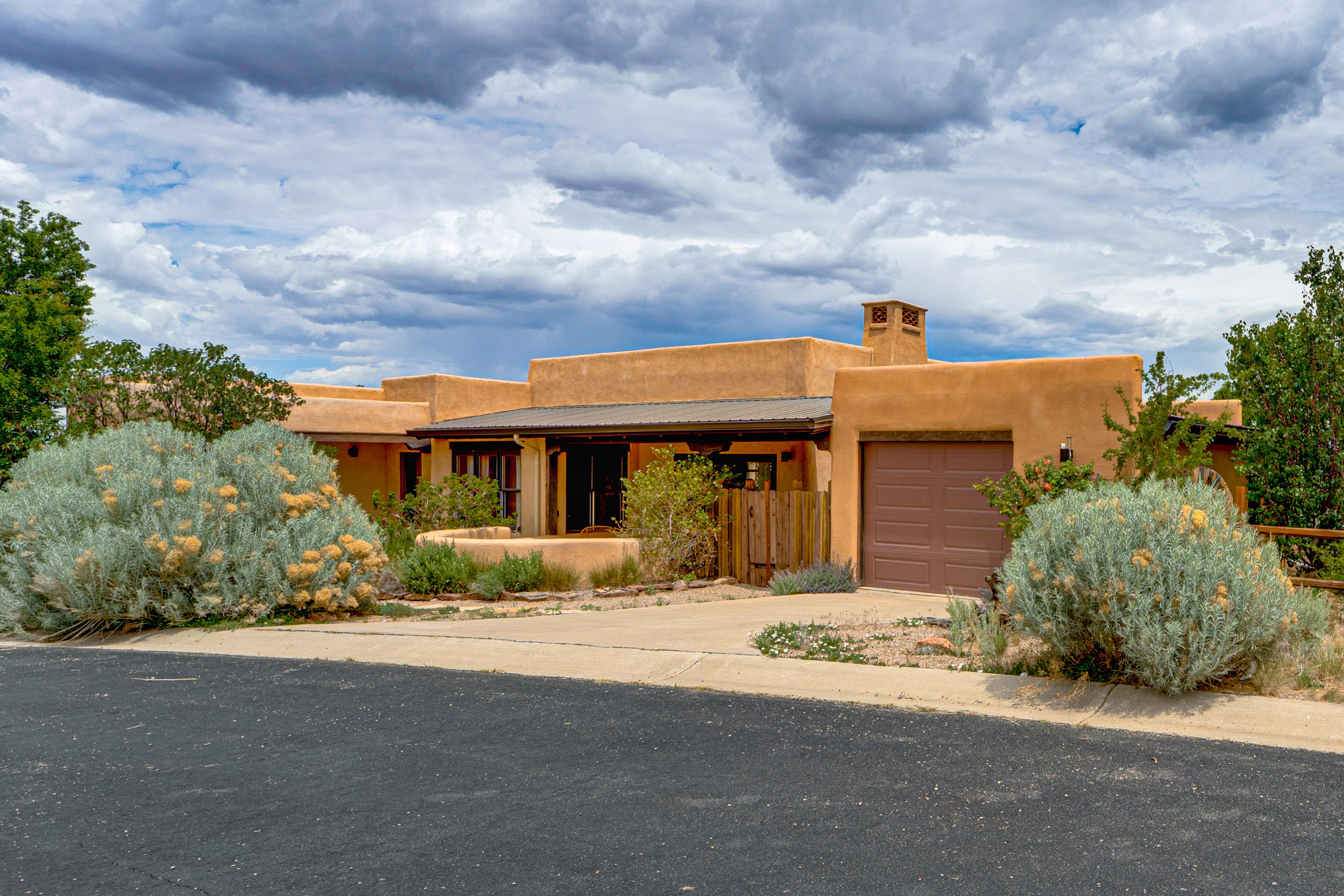 Taos Vacation Rental | 2BR | 2BA | 1,321 Sq Ft