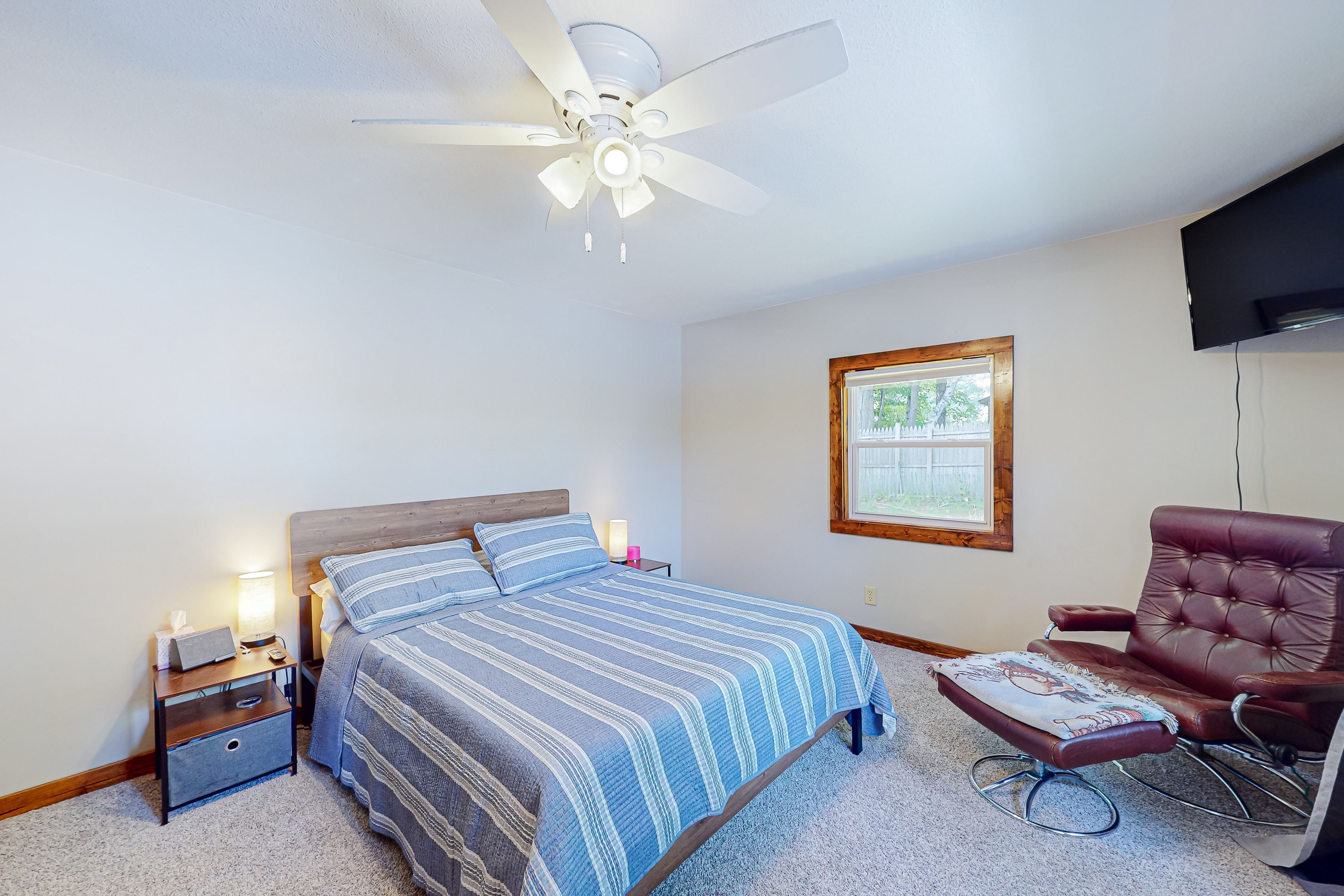 Bedroom 1 | Queen Bed | Linens Provided