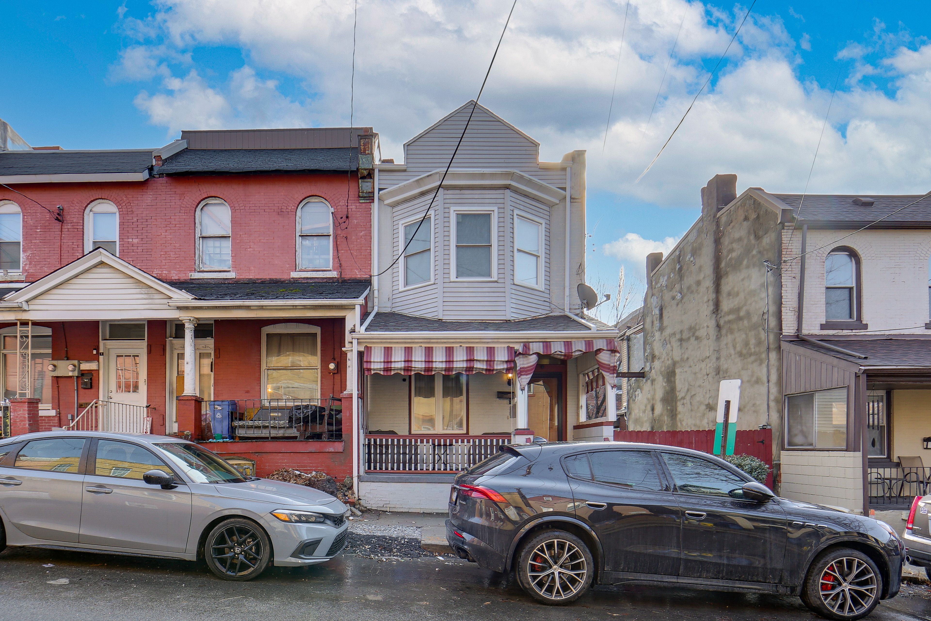 Parking | Free Street Parking (First-Come, First-Served)