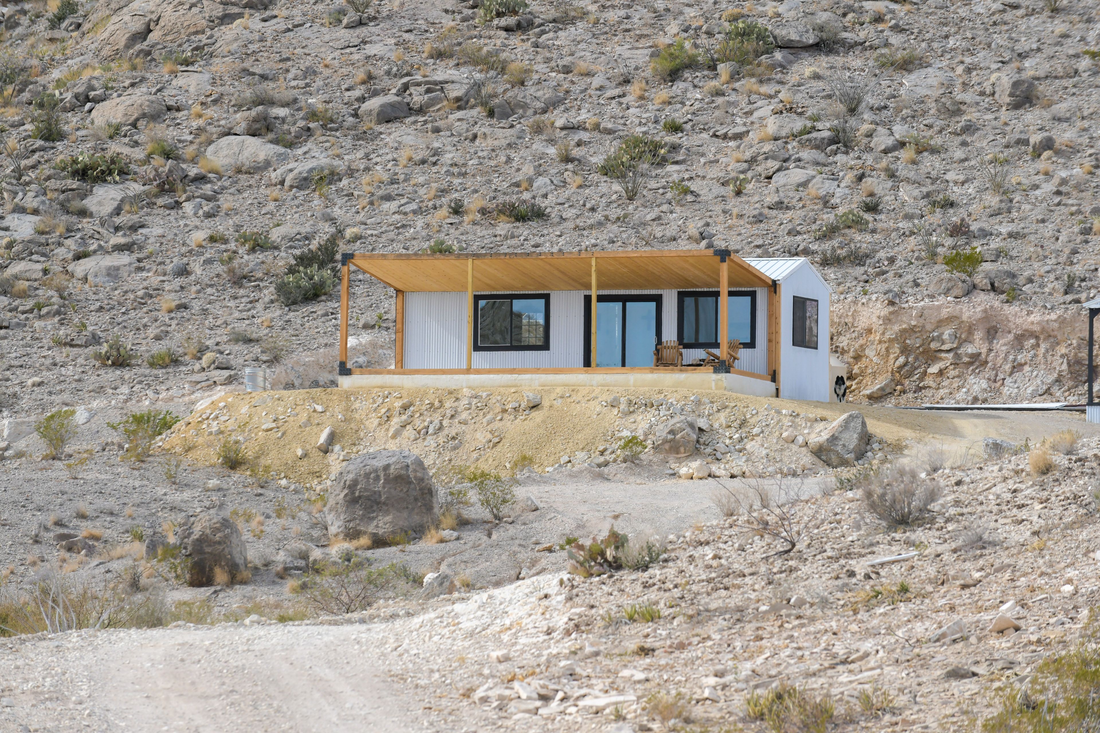 Parking | Driveway (2 Vehicles)