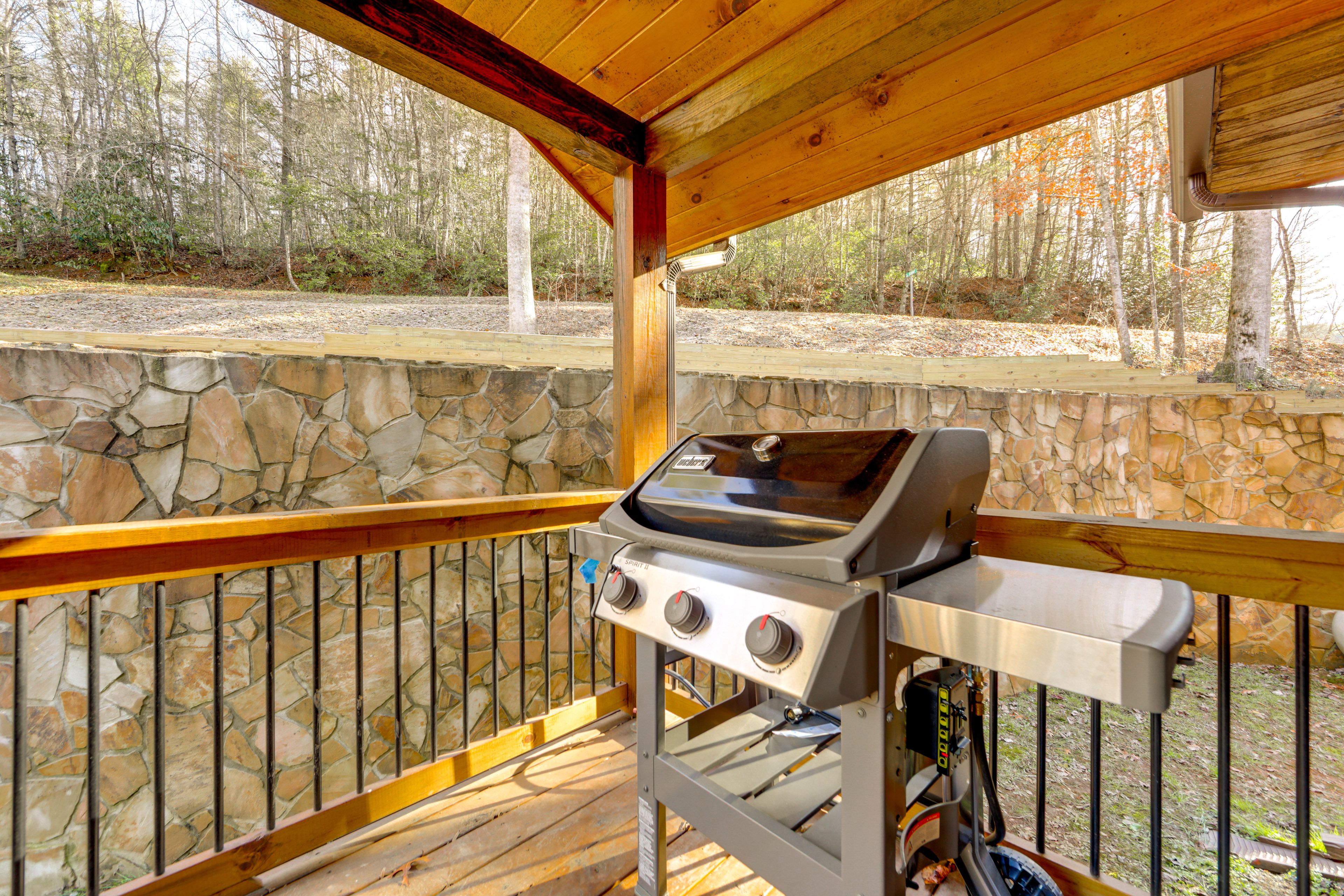 Covered Porch | Gas Grill