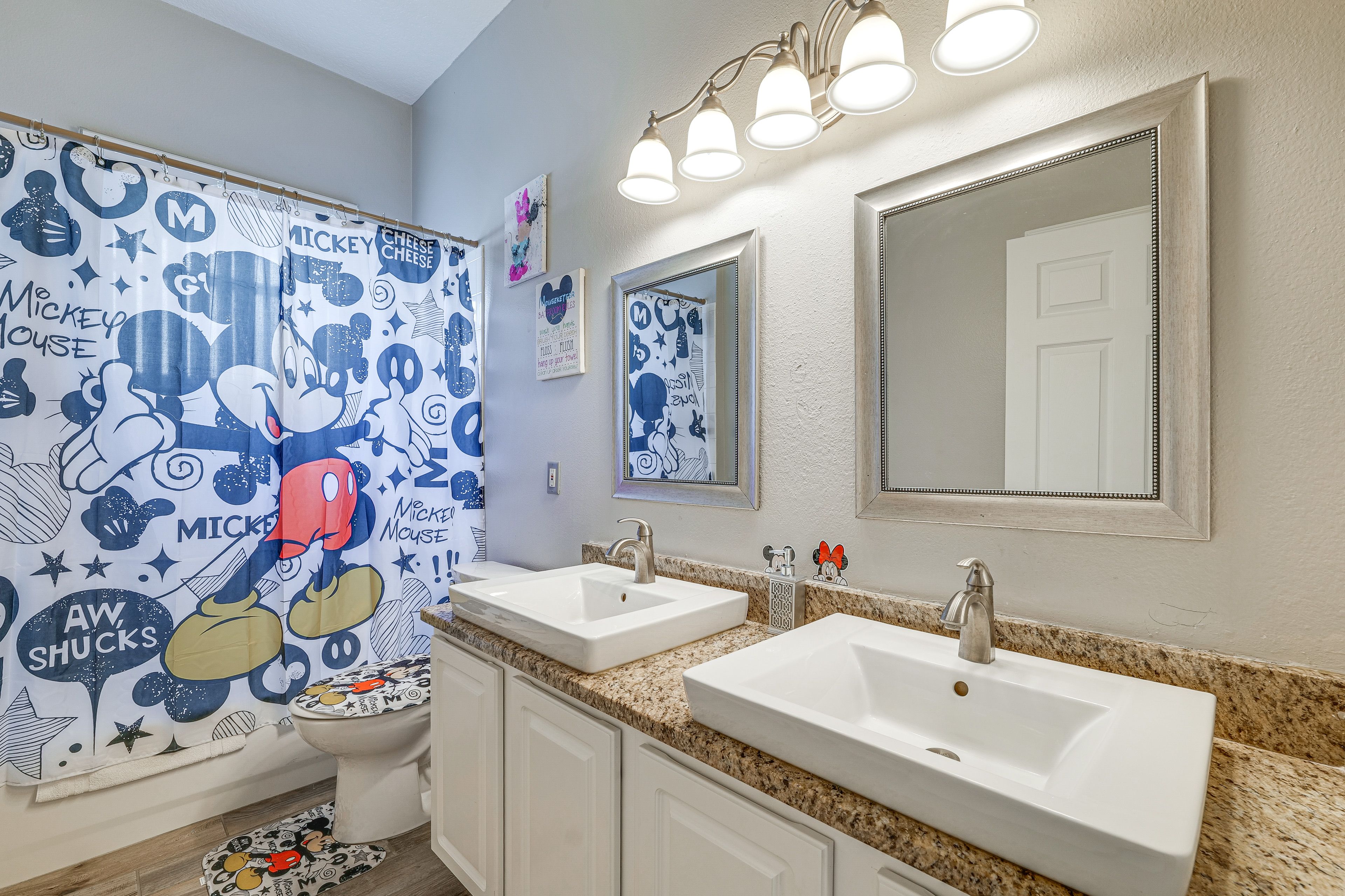 Full Bathroom | 1st Floor