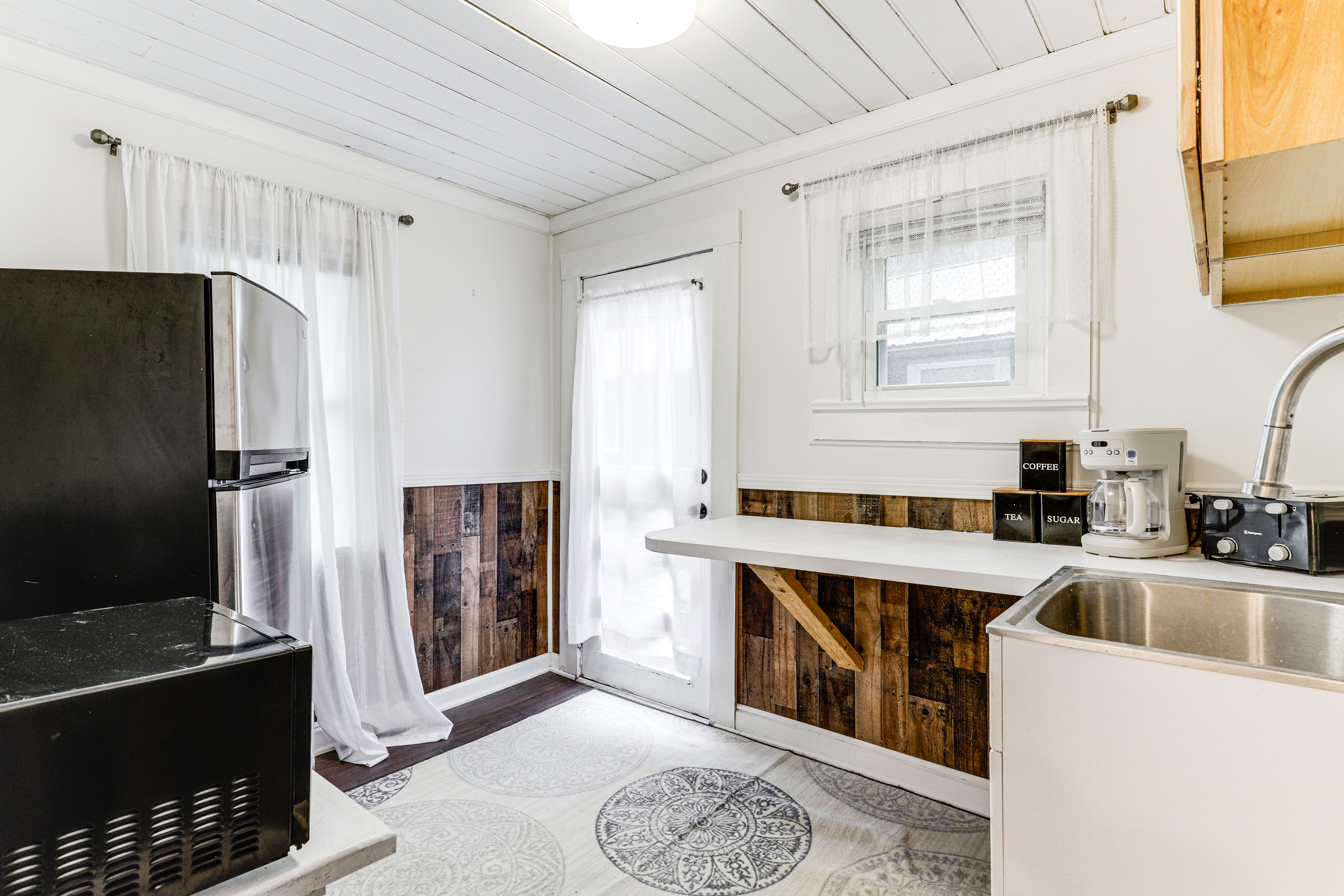 Detached Suite | Kitchenette