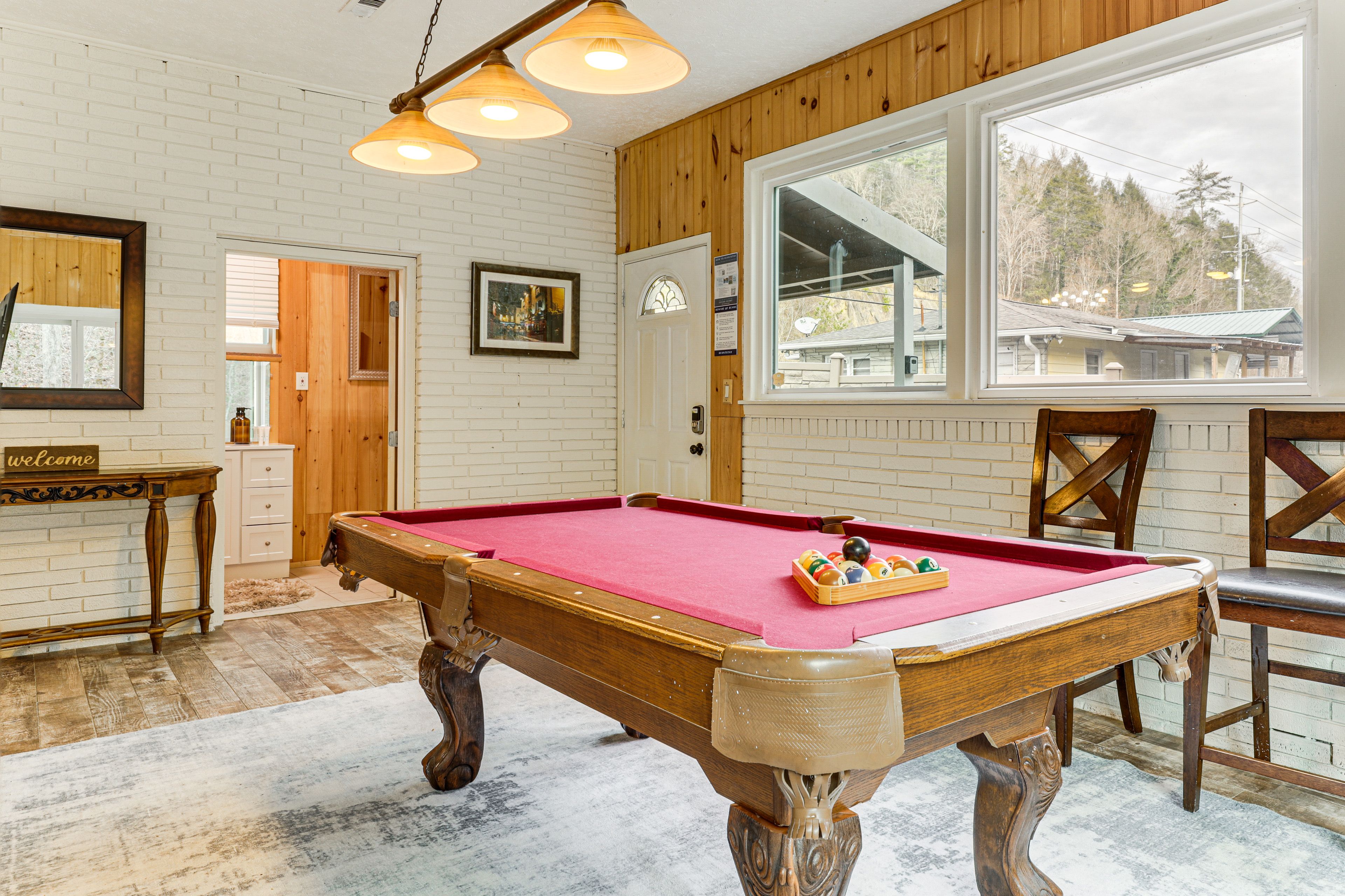 Game Area | Pool Table | Smart TV