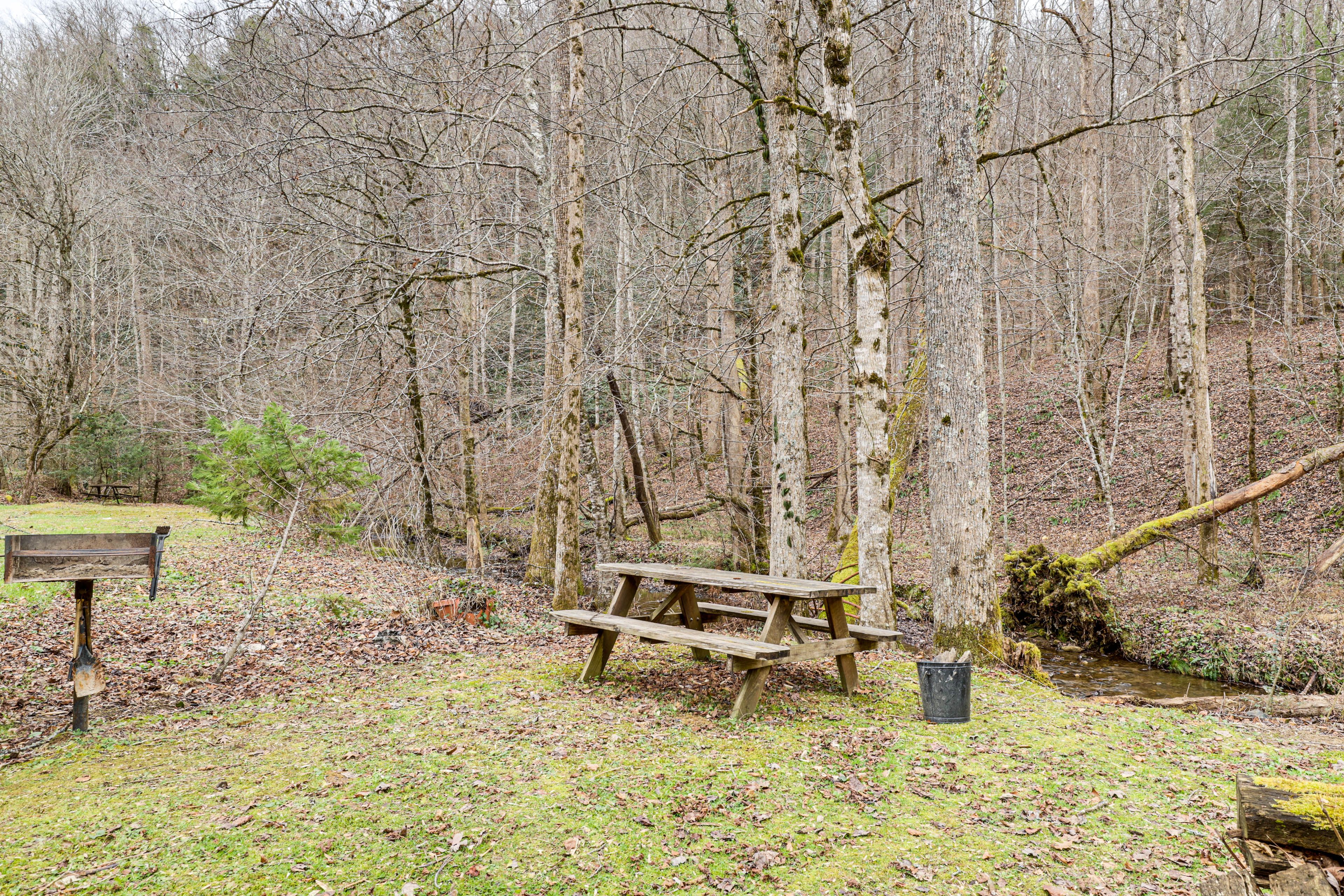 Yard | Charcoal Grill