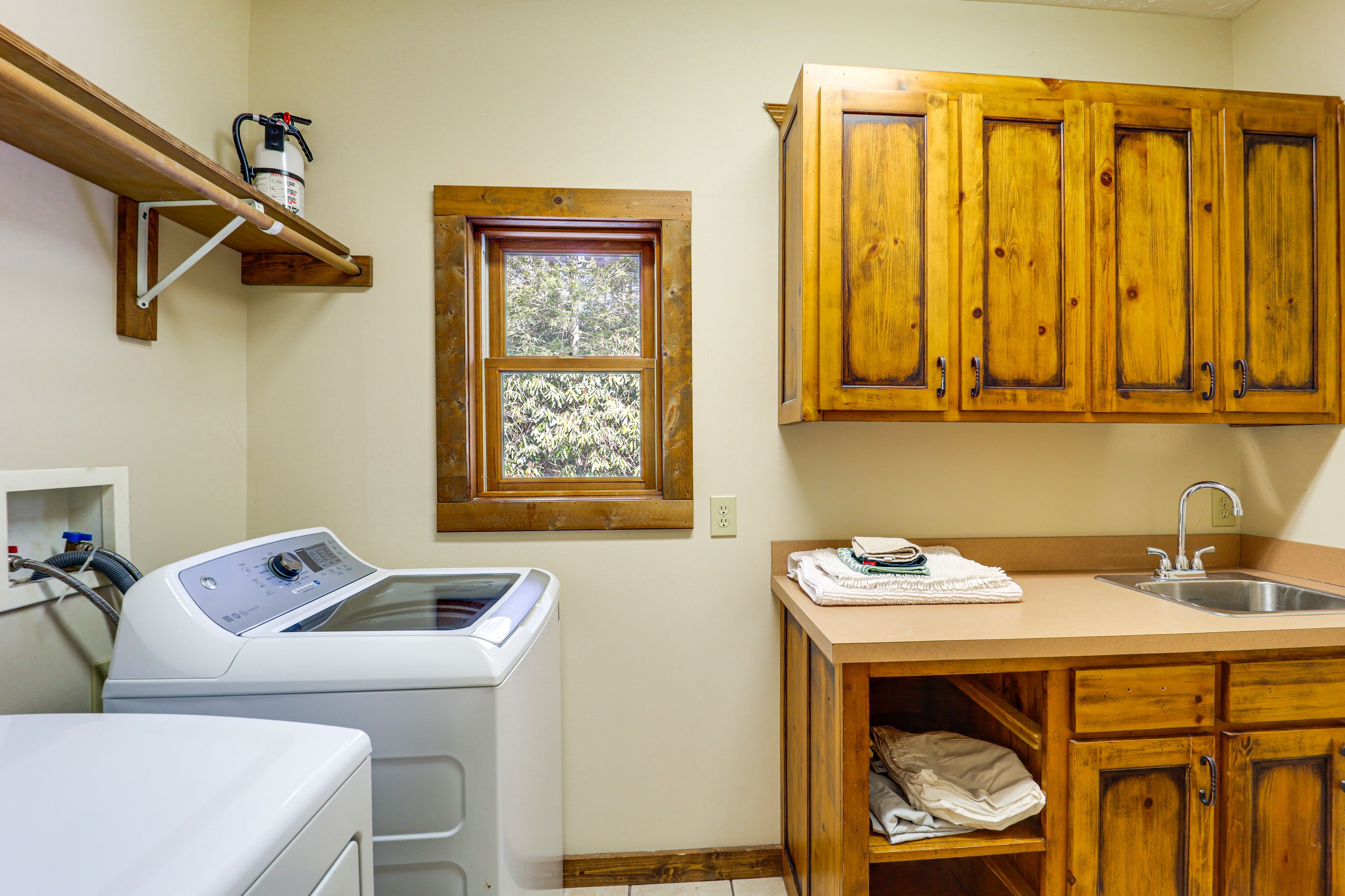 Laundry Area | Lower Floor