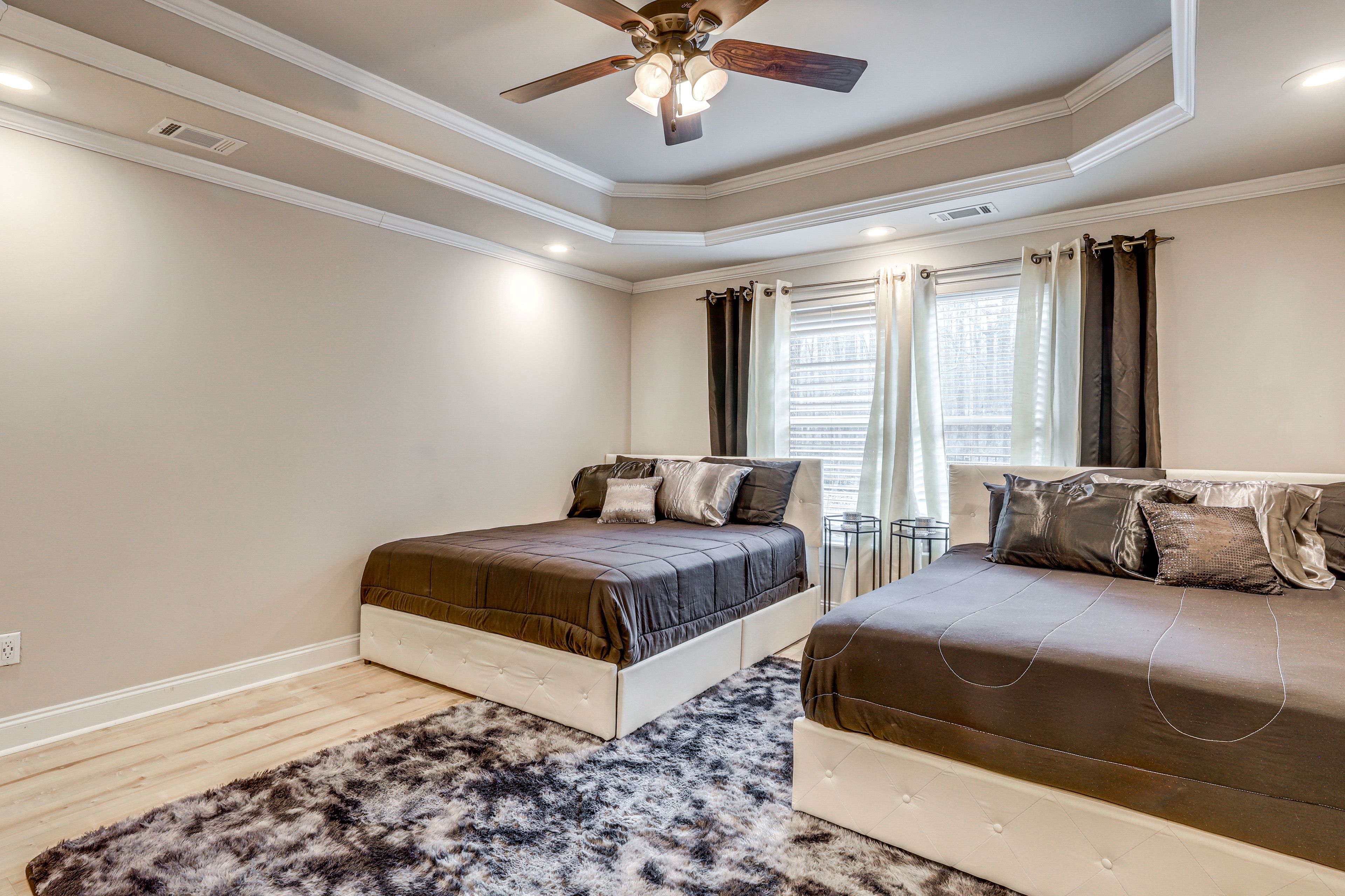 Bedroom 2 | 2 Queen Beds