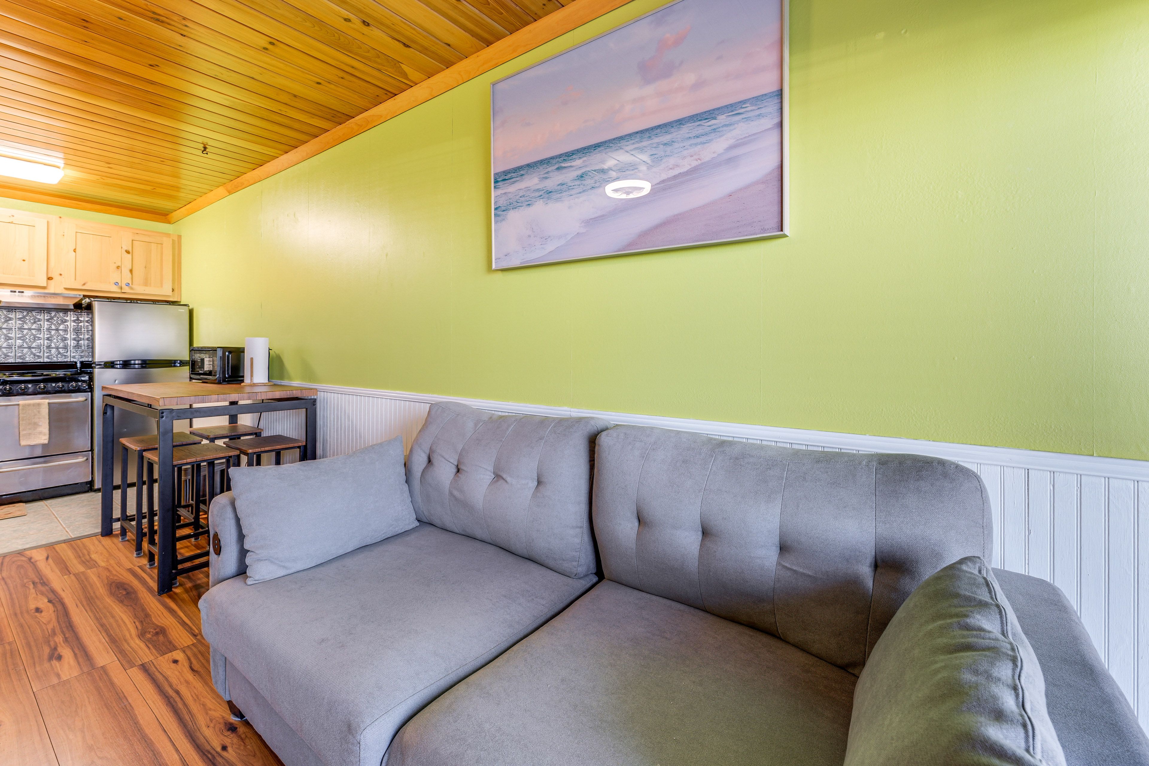 Studio | Queen Bed | Queen Sleeper Sofa