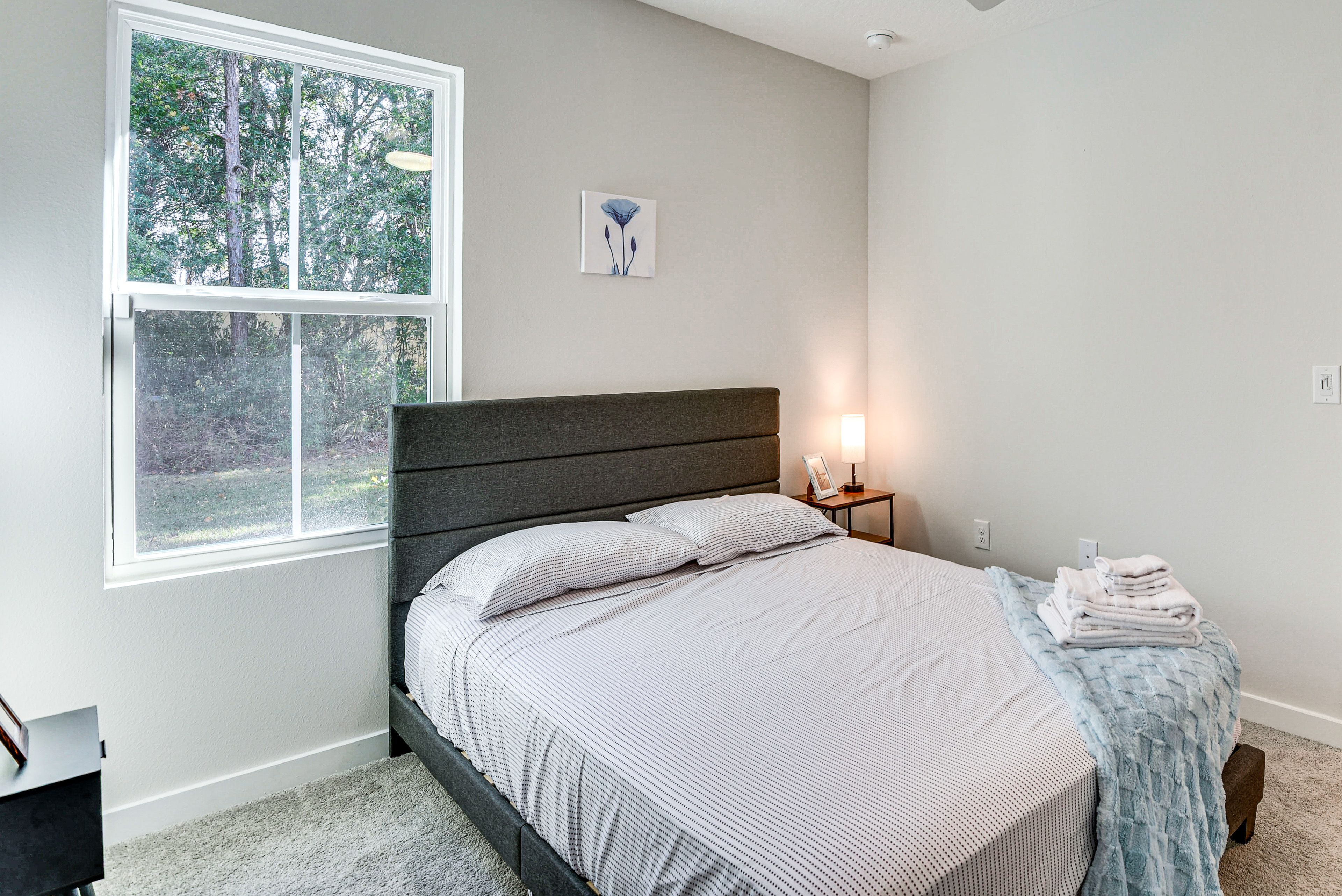 Bedroom 4 | Queen Bed