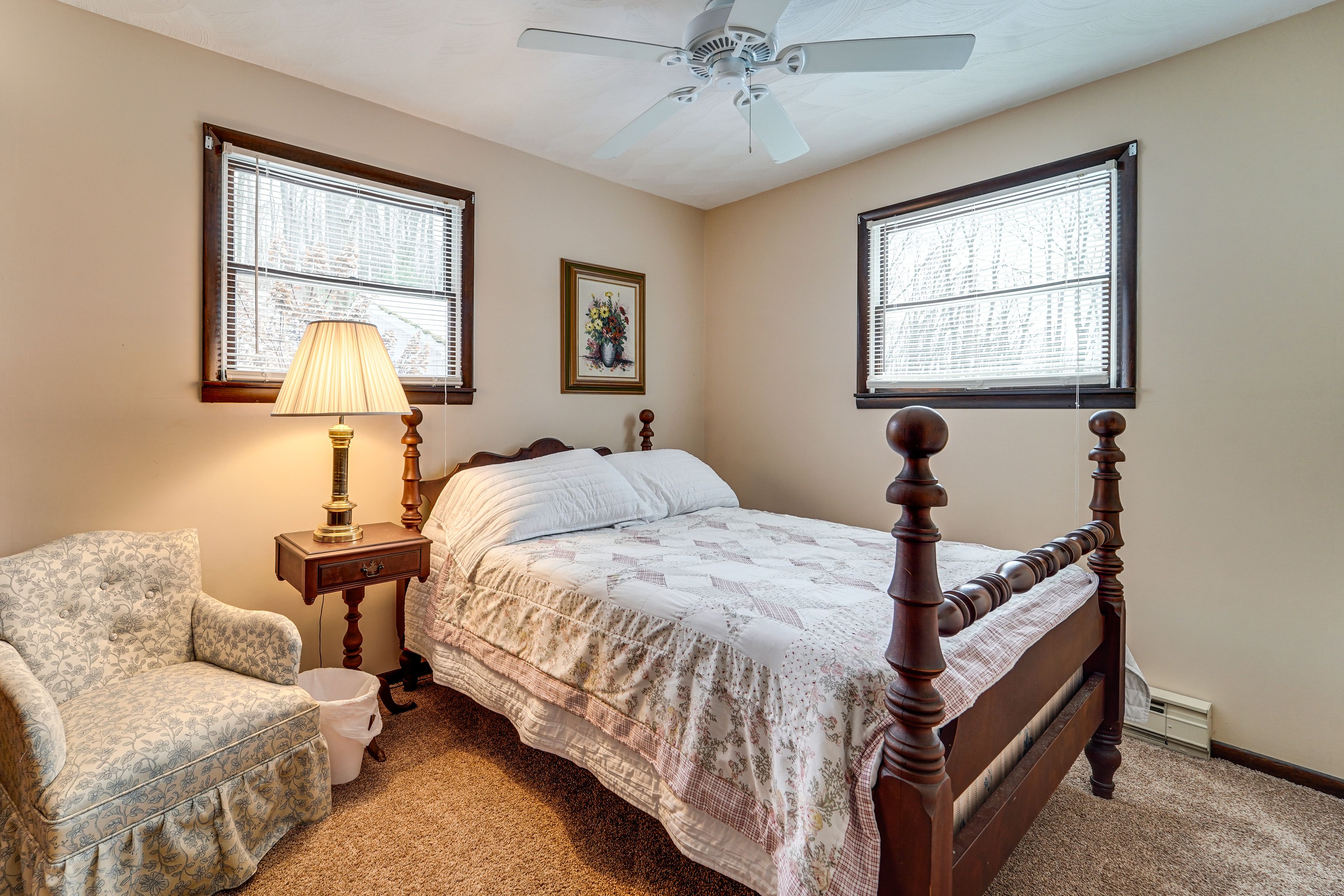 Bedroom 2 | Full Bed | Main Floor