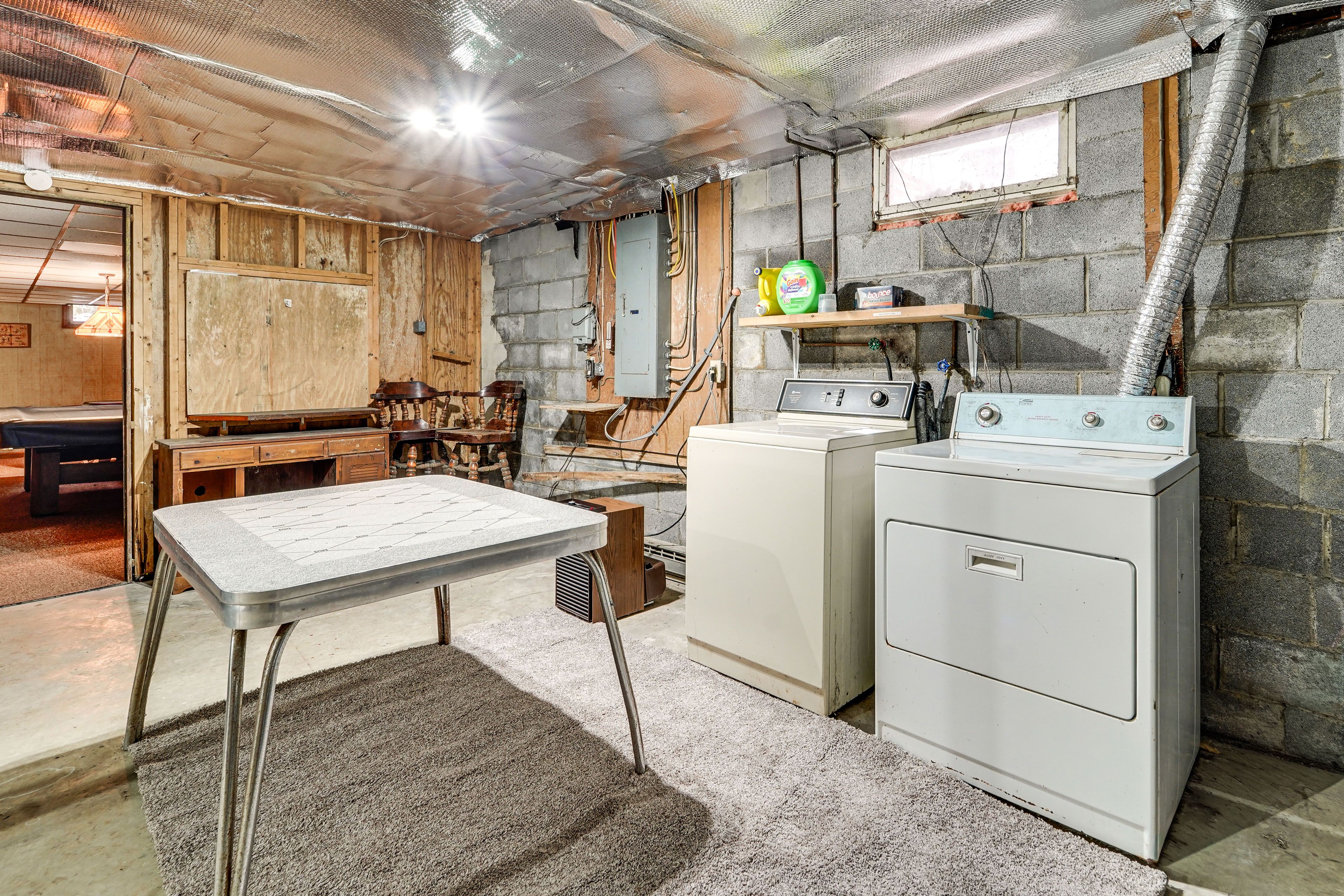 Laundry Room | Lower Floor