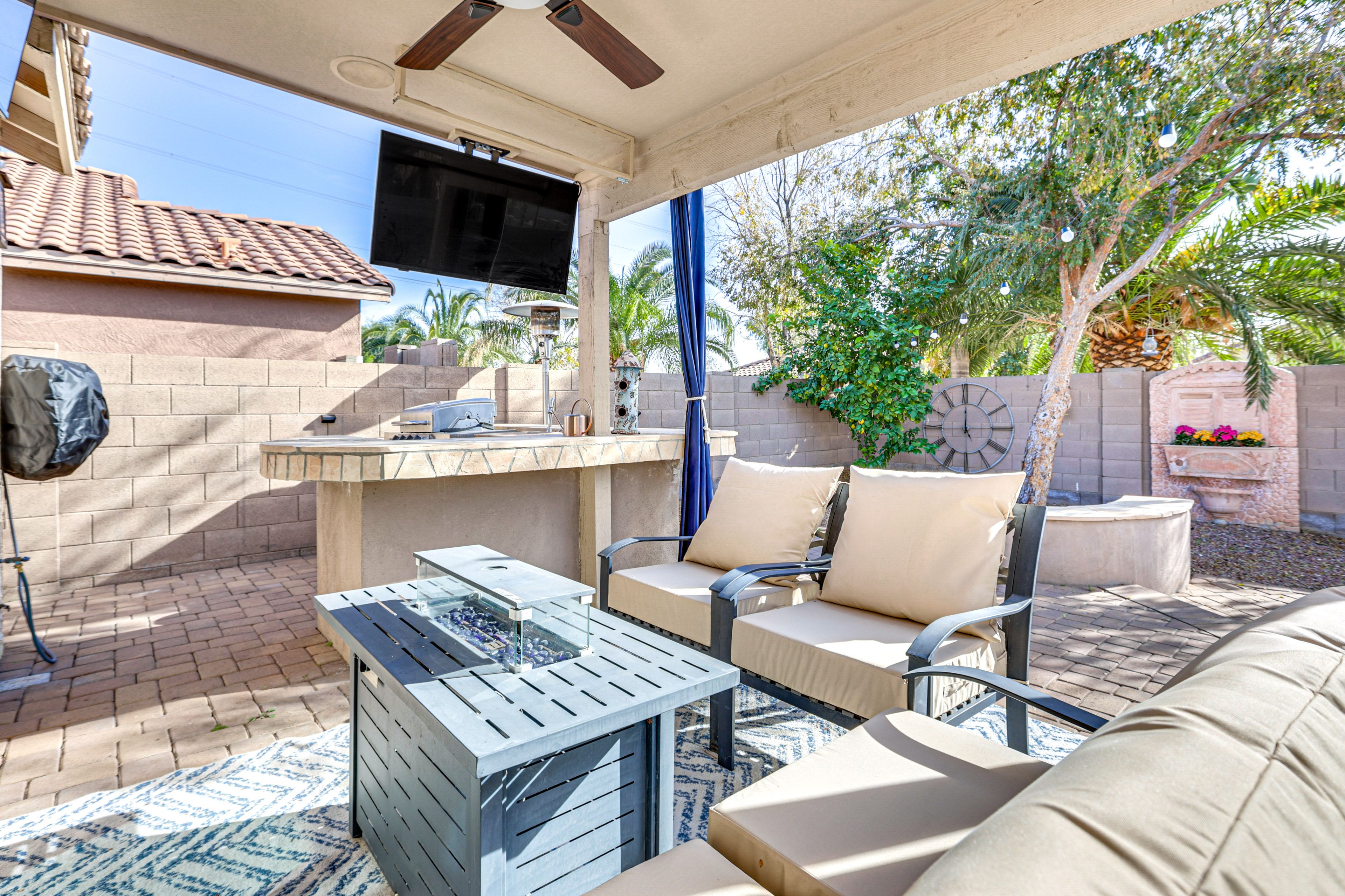 Private Patio | Outdoor Kitchen