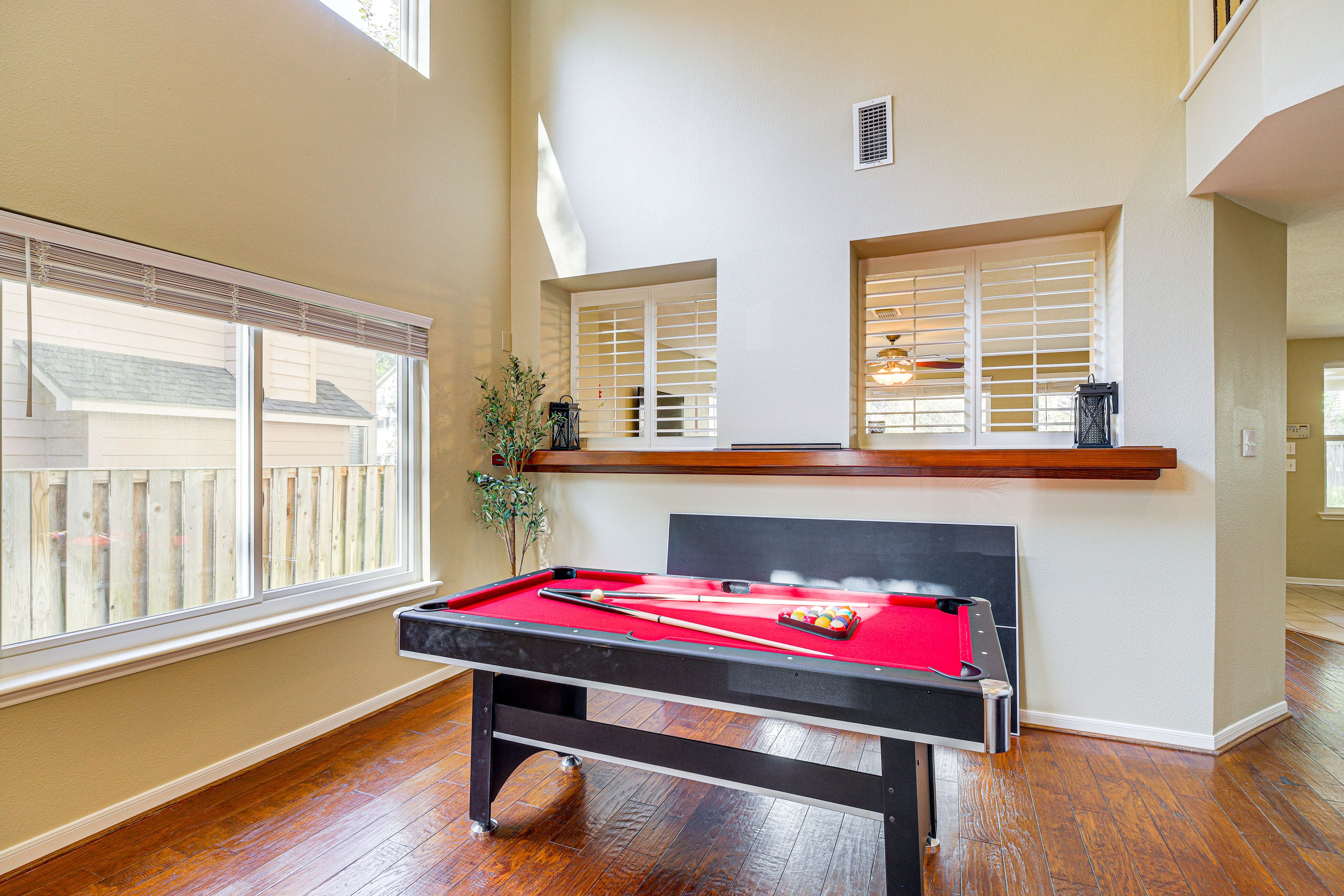 Game Area | 1st Floor | Convertible Game Table (Pool & Ping-Pong)