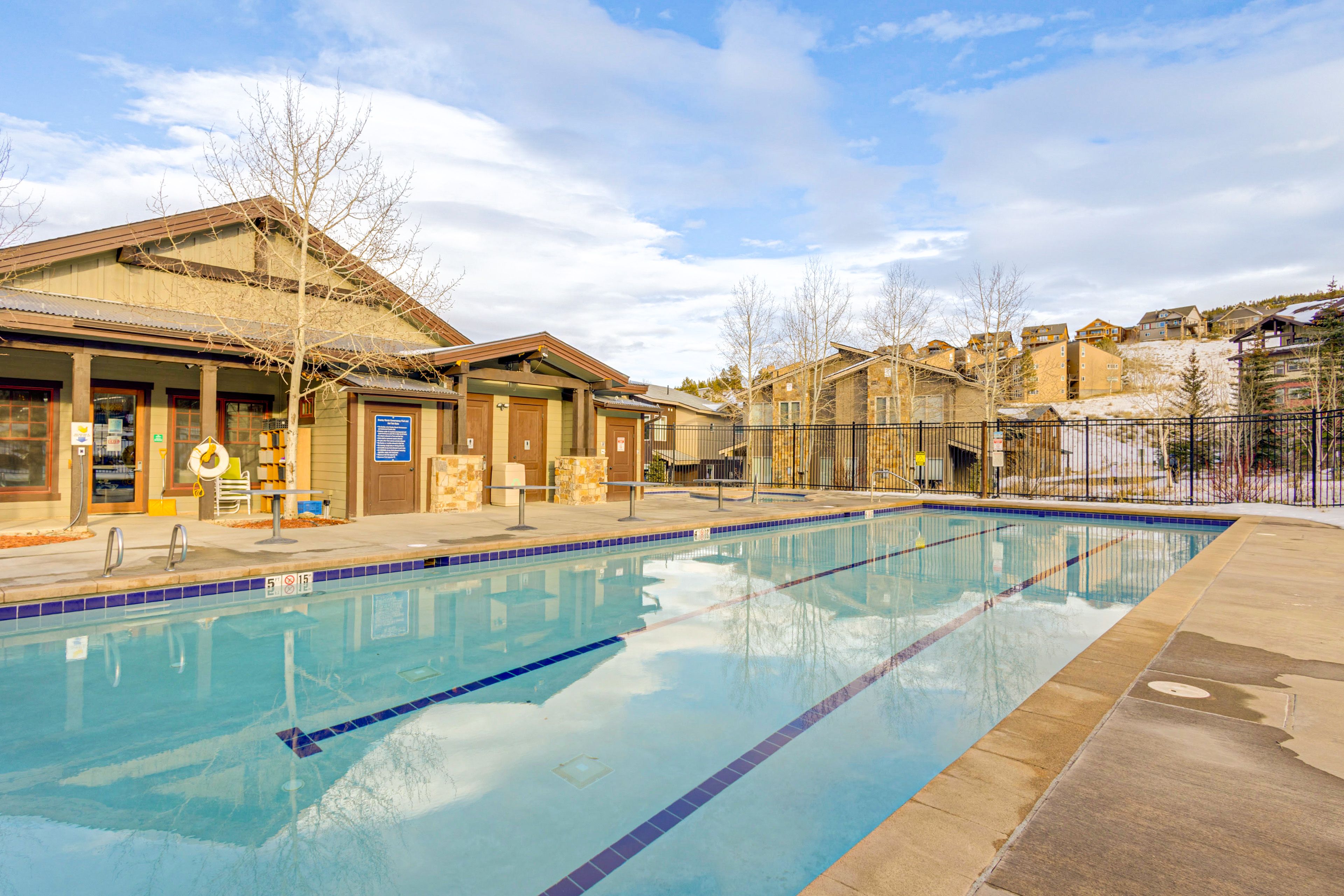 Granby Ranch Community Amenities | Outdoor Pool & Hot Tub