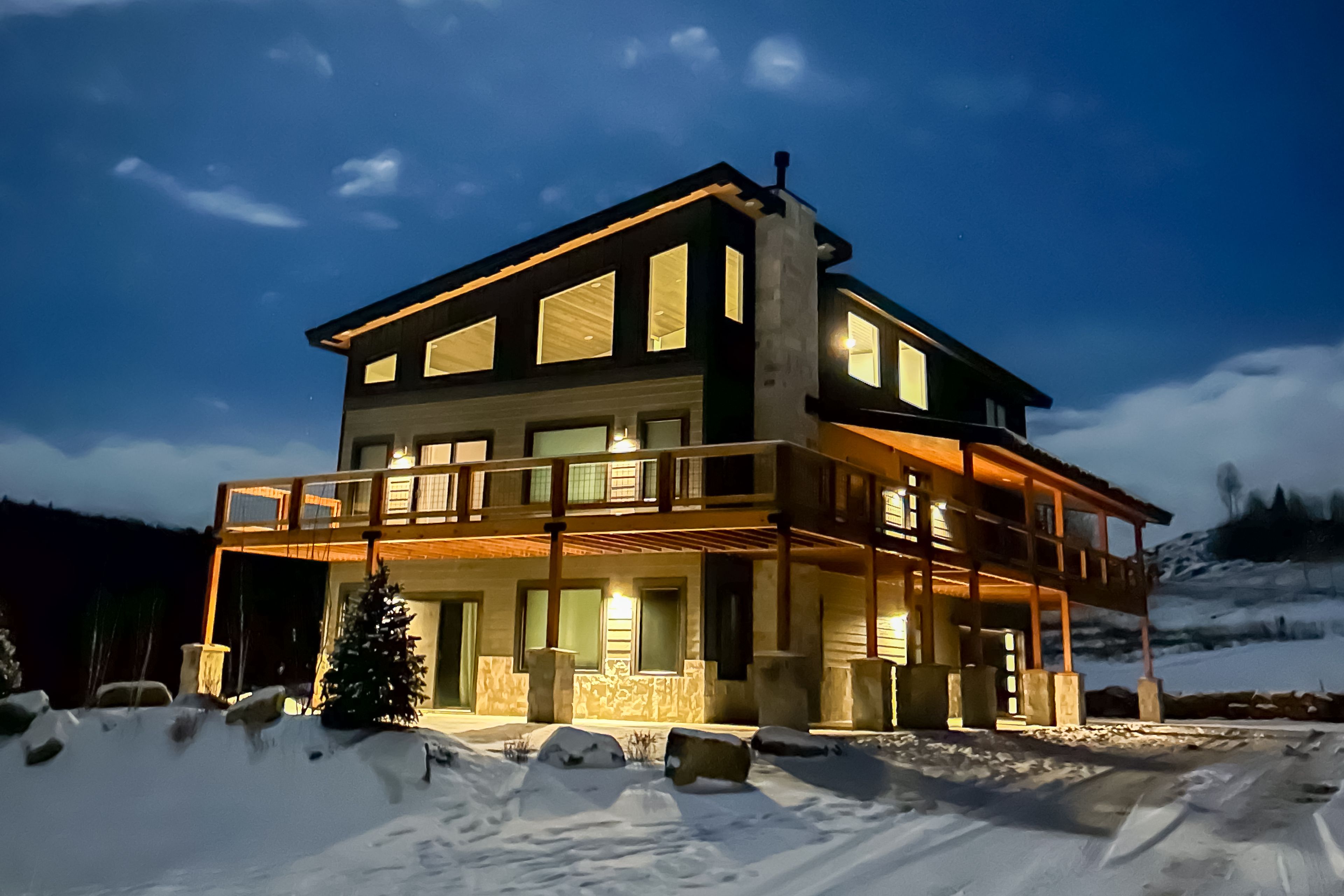 Granby Vacation Rental | 3BR | 5BA | 3,748 Sq Ft | Stairs Required