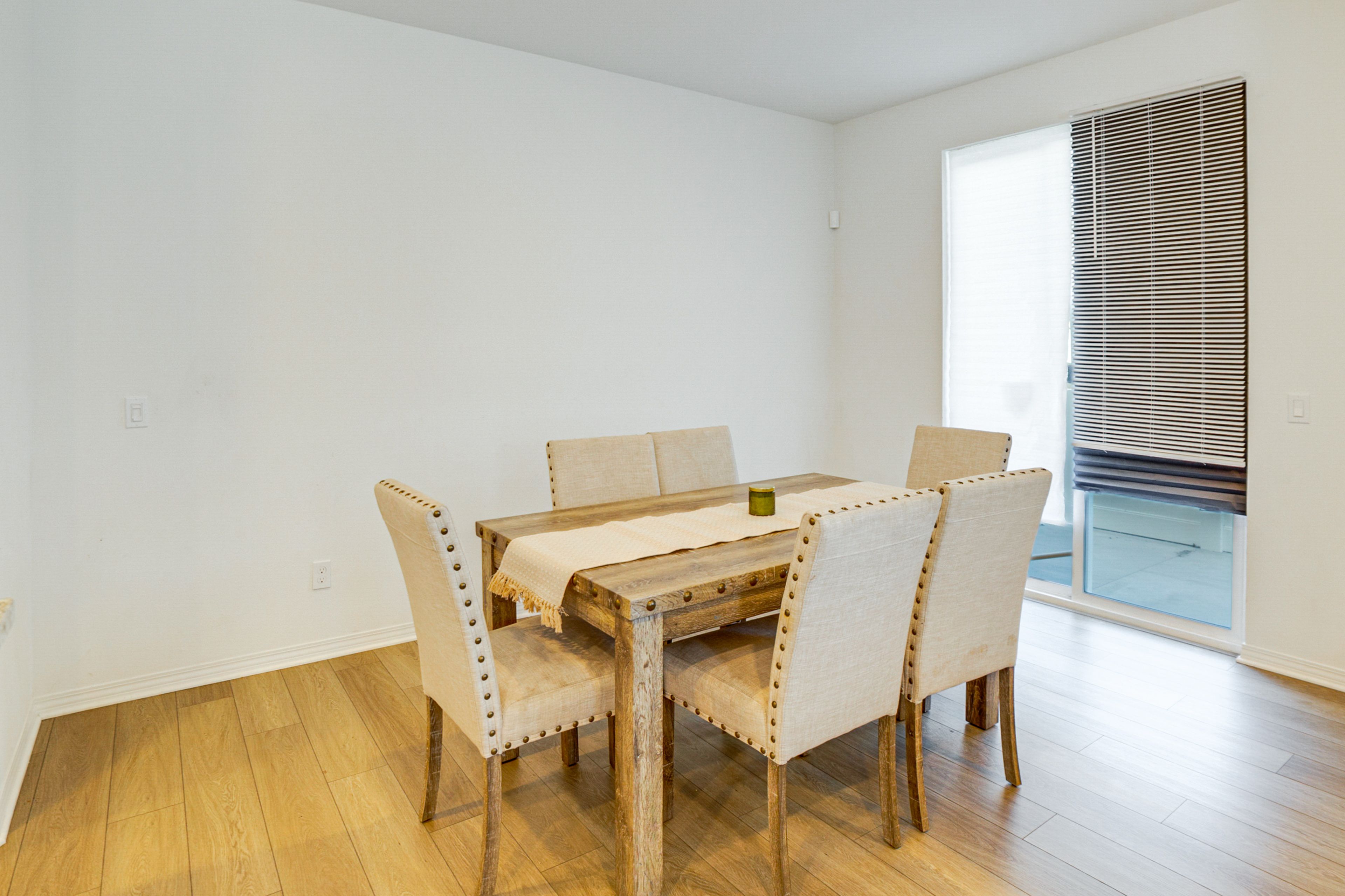 Dining Room | 1st Floor | Dishware & Flatware